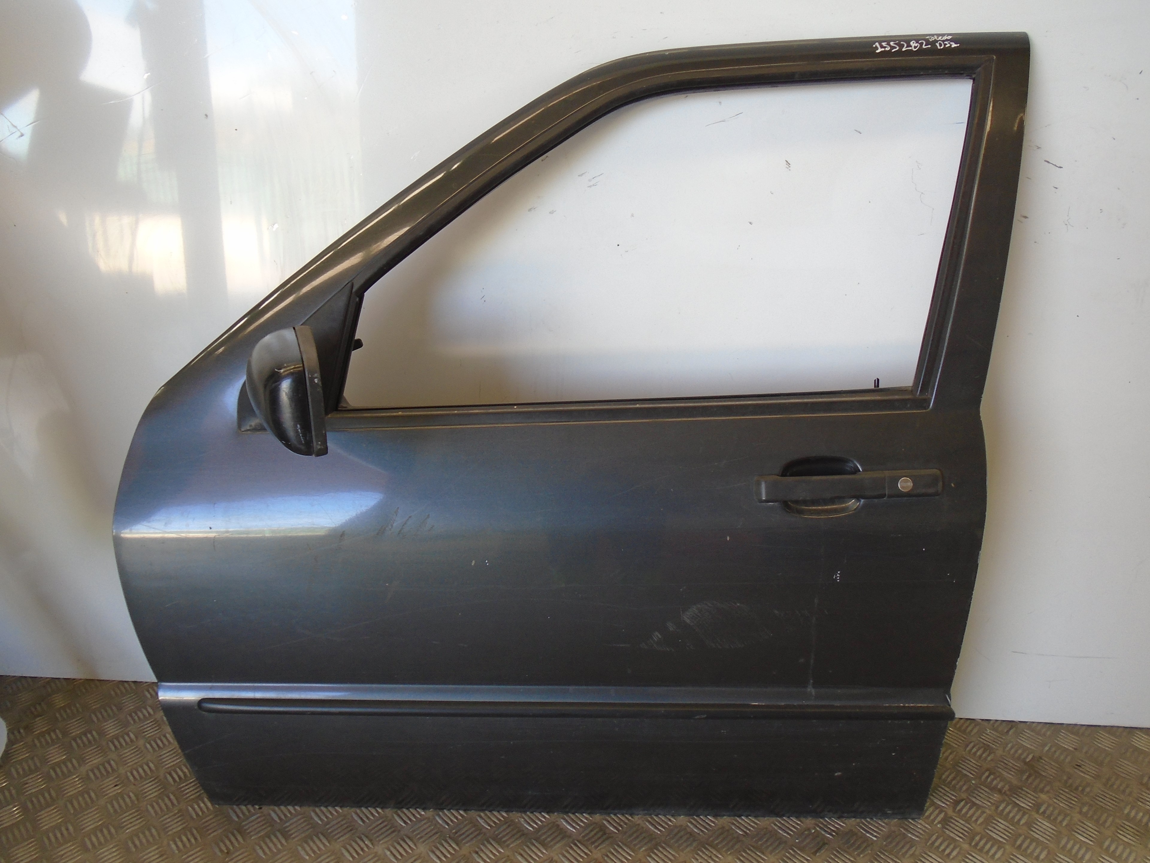 SEAT Toledo 1 generation (1991-1999) Front Left Door 1L0831051C 18500258