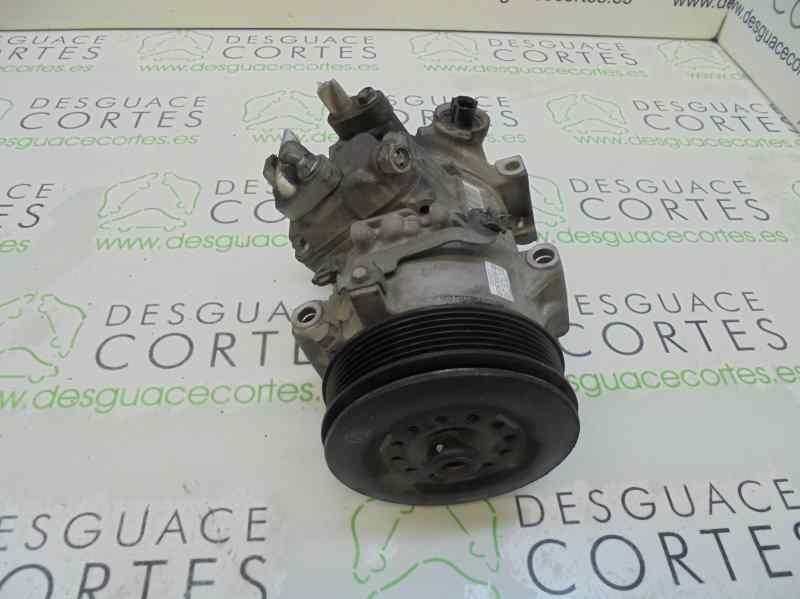 TOYOTA Auris 1 generation (2006-2012) Klímaszivattyú 8831002370 25091969