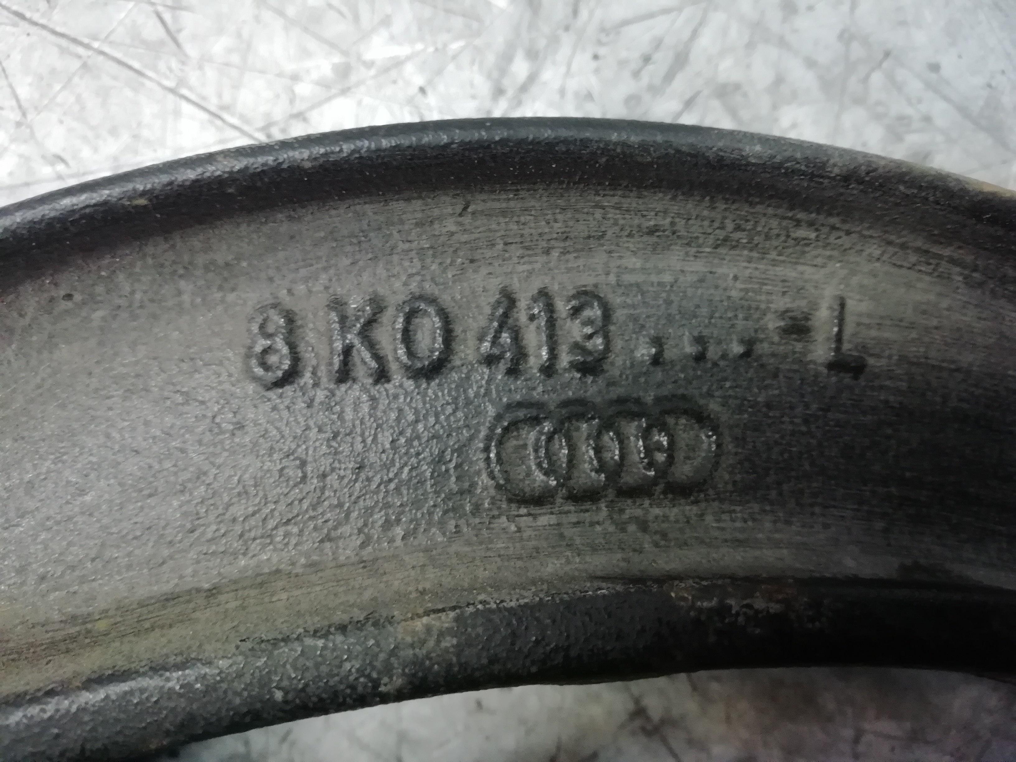 AUDI A5 Sportback Oikea etuiskunvaimennin 8T0413031AF 24027317