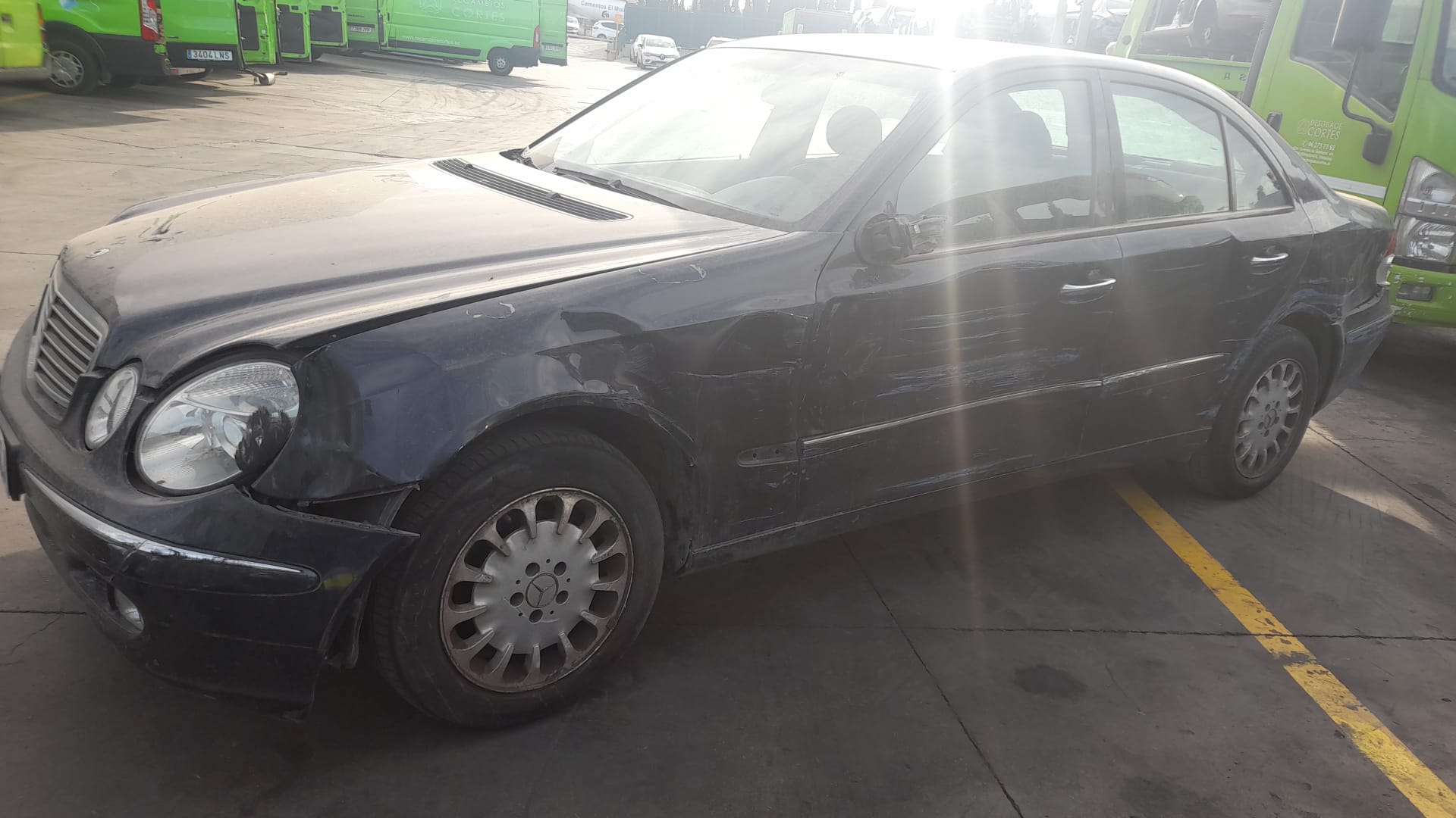 MERCEDES-BENZ E-Class W211/S211 (2002-2009) Priekinės dešinės durys A2117201405 18580940