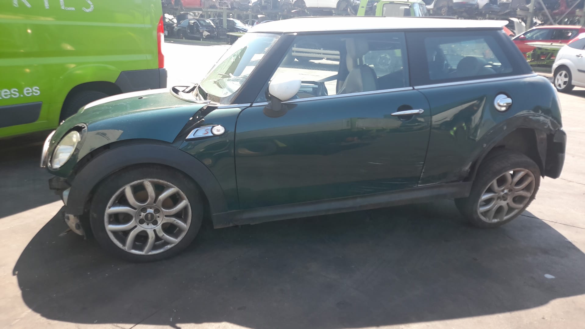 MINI Cooper R56 (2006-2015) Priekšējo kreiso durvju logu pacēlājs 51332756083 24025001