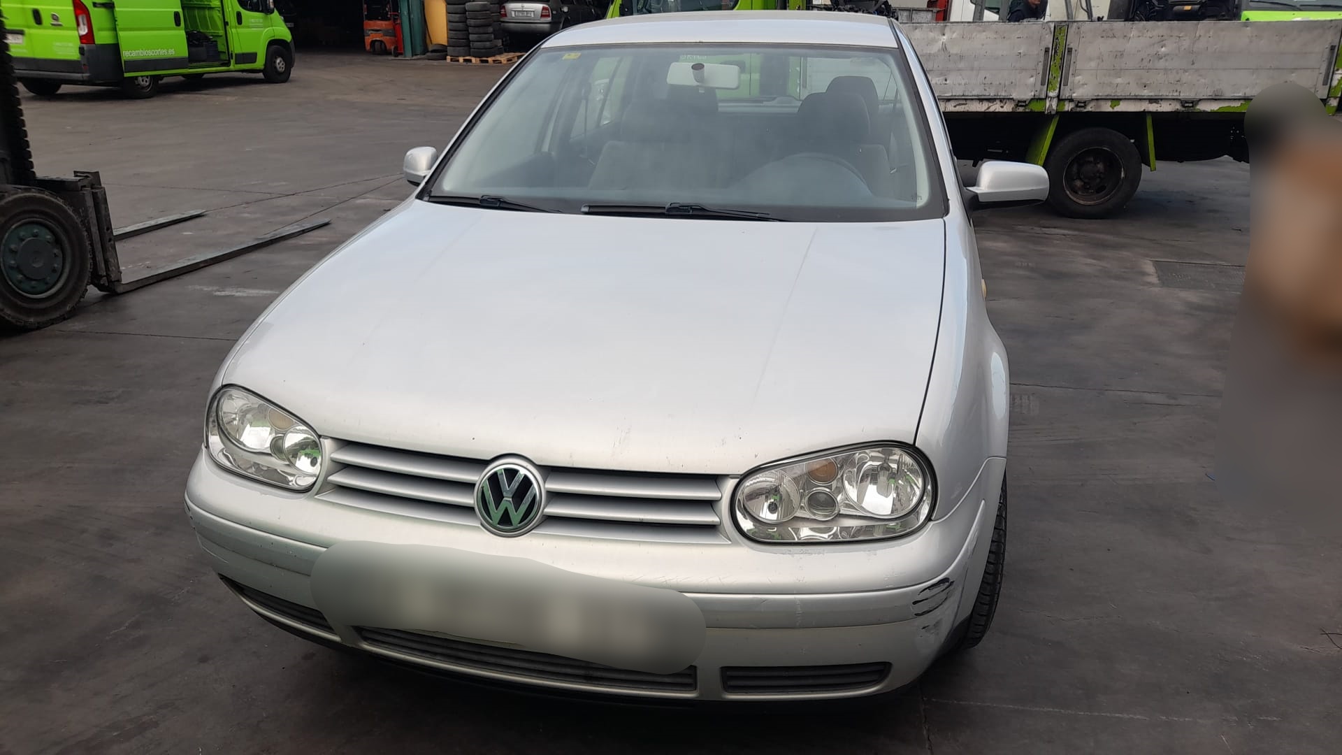 VOLKSWAGEN Golf 4 generation (1997-2006) Front Left Door 1J4831055H 24019318