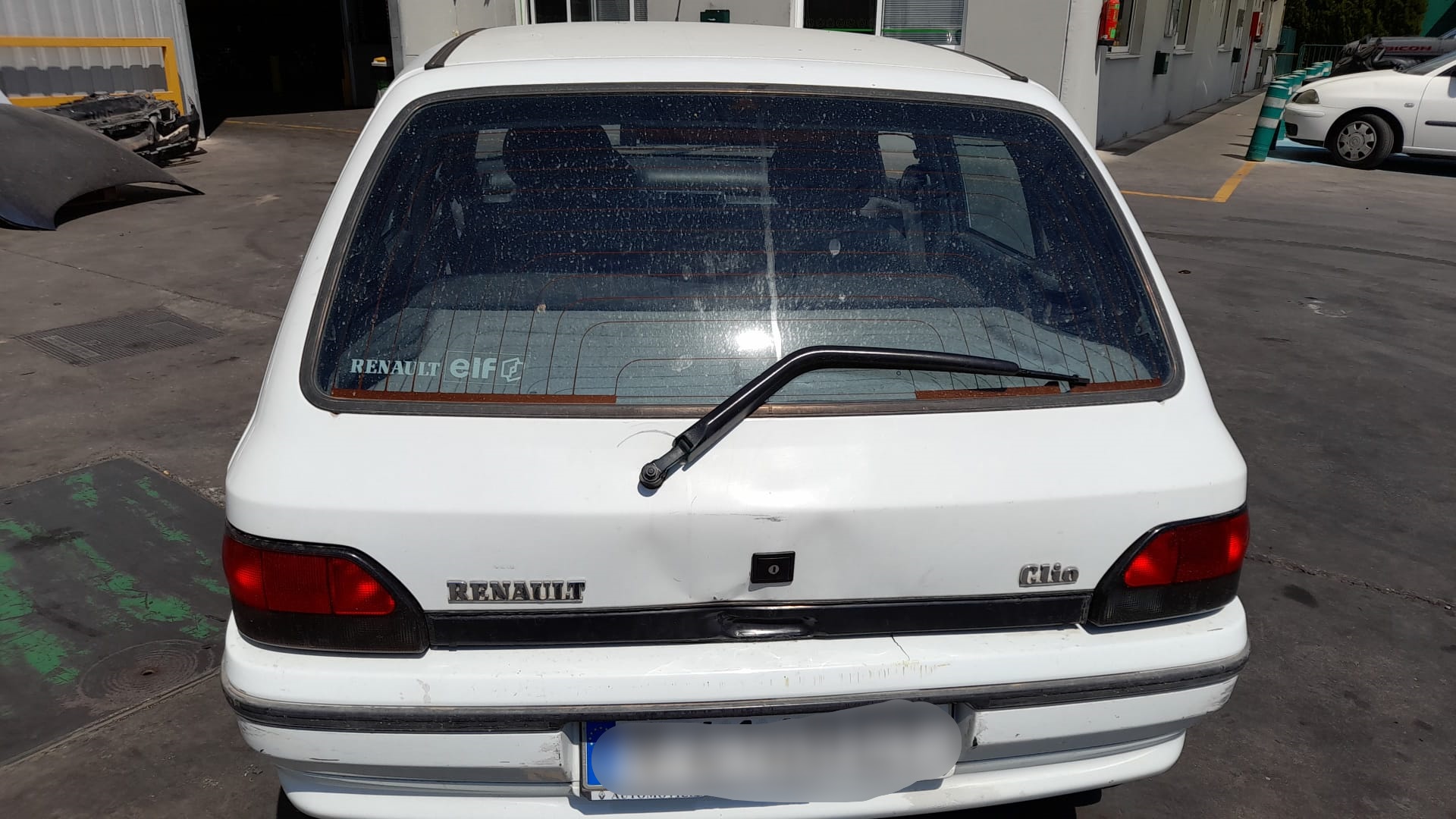 RENAULT Clio 1 generation (1990-1998) Бампер передний 7701466298 18562529