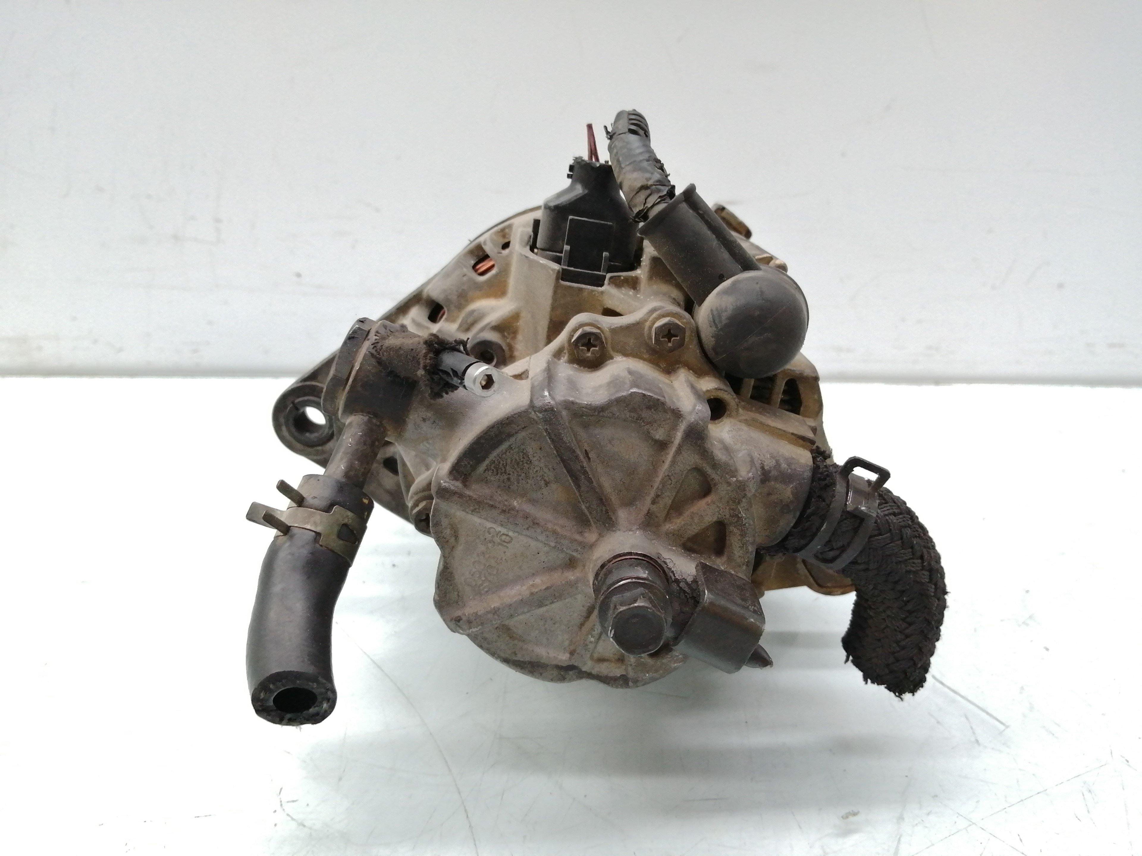 KIA Sorento 1 generation (2002-2011) Alternator 373004A112 18612162