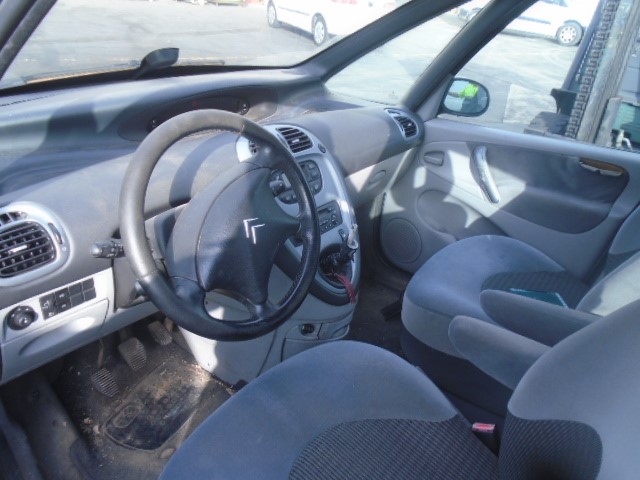 CITROËN Xsara Picasso 1 generation (1999-2010) Катализатор 82177417 25346397