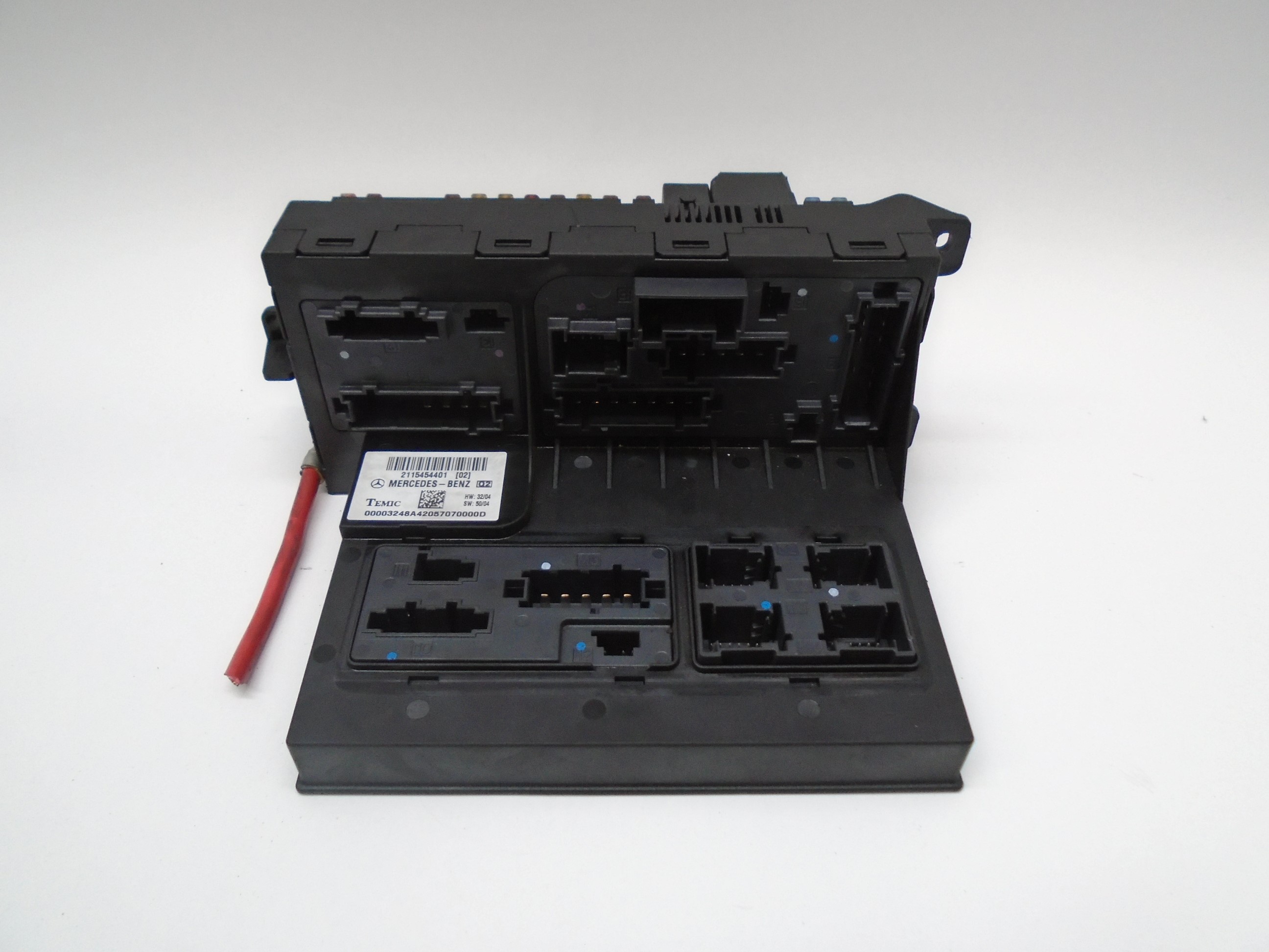 MERCEDES-BENZ CLS-Class C219 (2004-2010) Fuse Box A2115456301 18633879