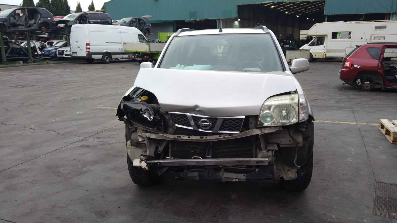 NISSAN X-Trail T30 (2001-2007) Задна лява задна светлина 265558H301 25157890