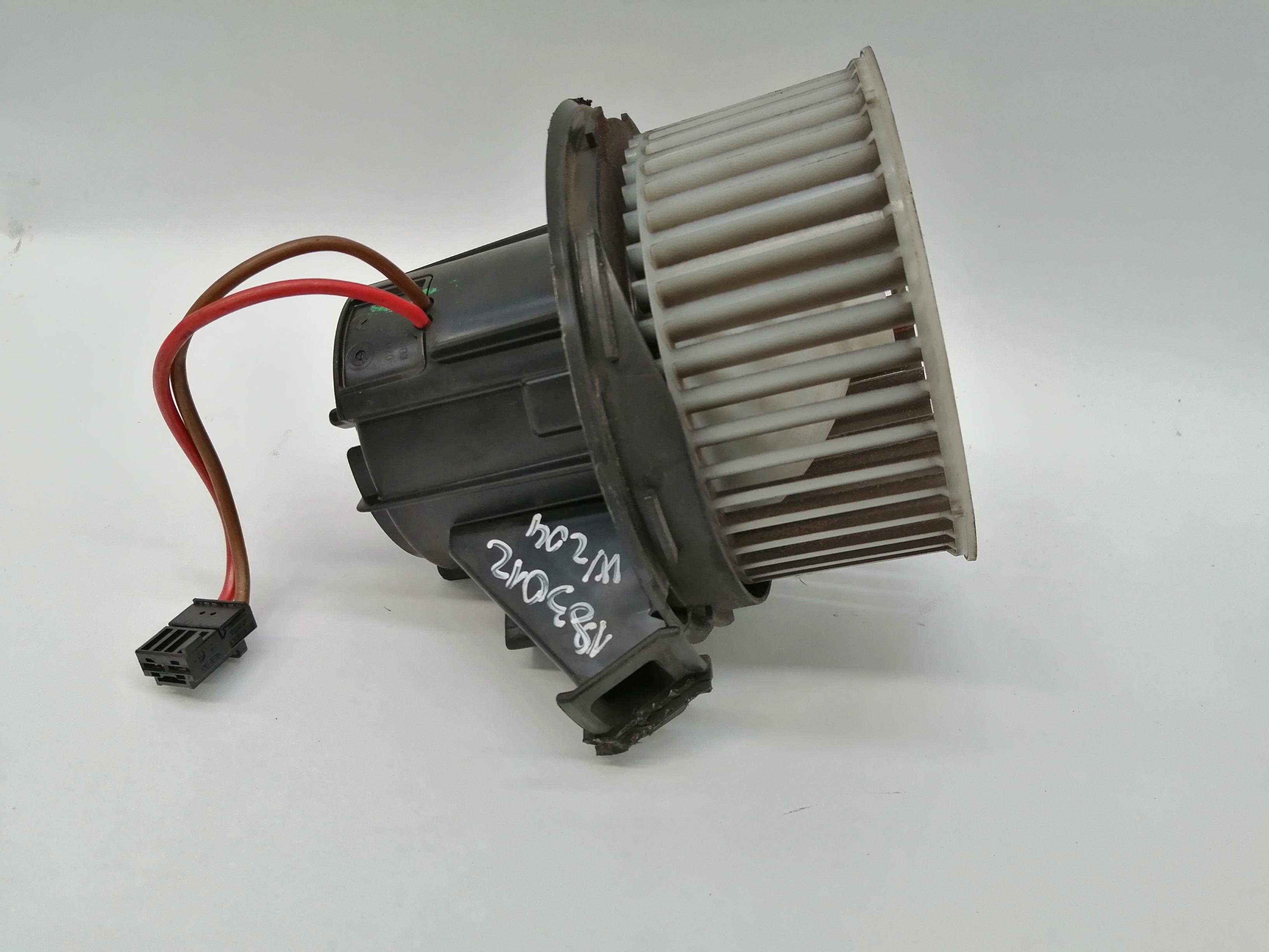 MERCEDES-BENZ C-Class W204/S204/C204 (2004-2015) Motor încălzitor interior A2128200708 24019311