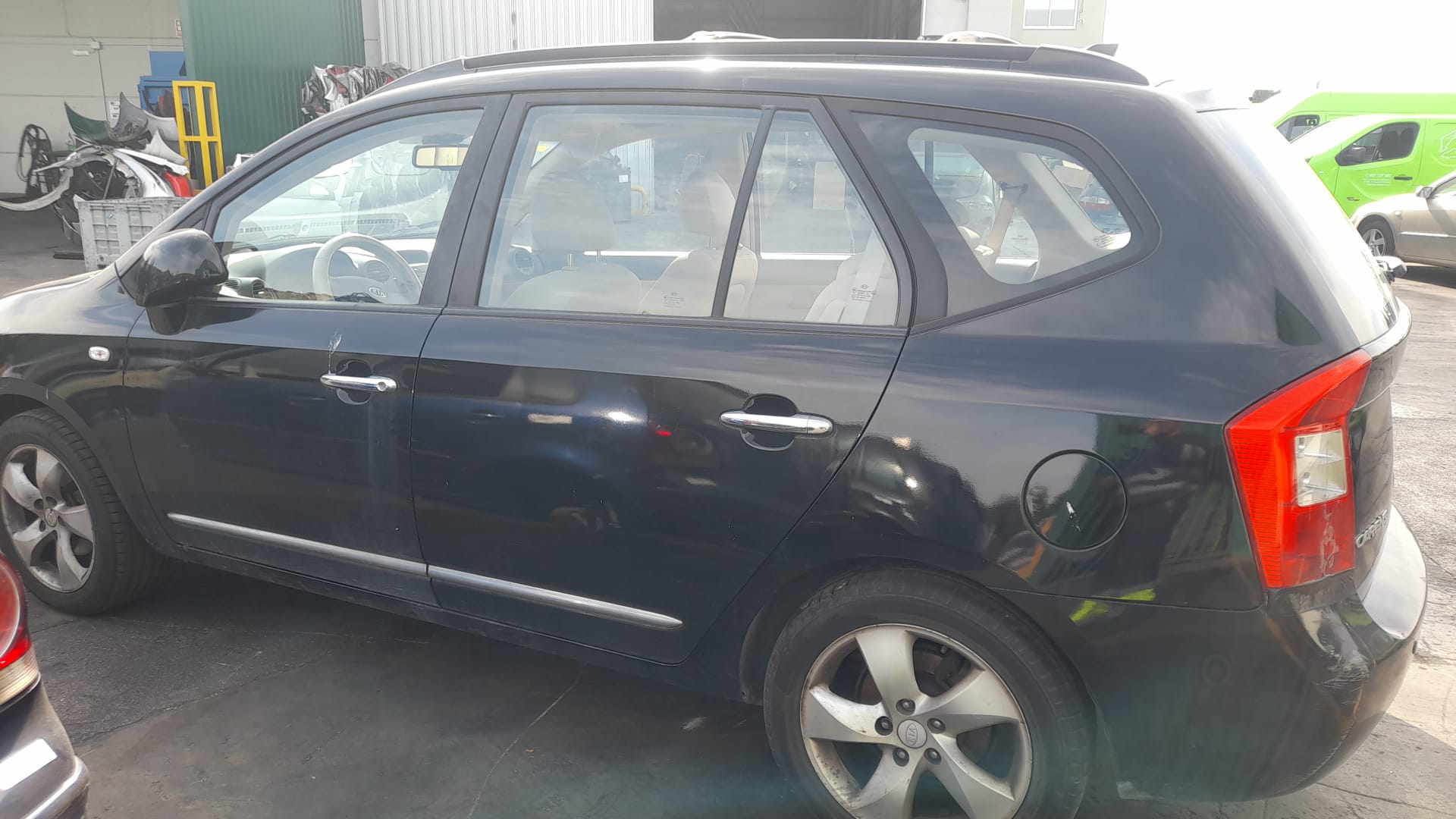 KIA Carens Бампер передний 865111D050 24546868