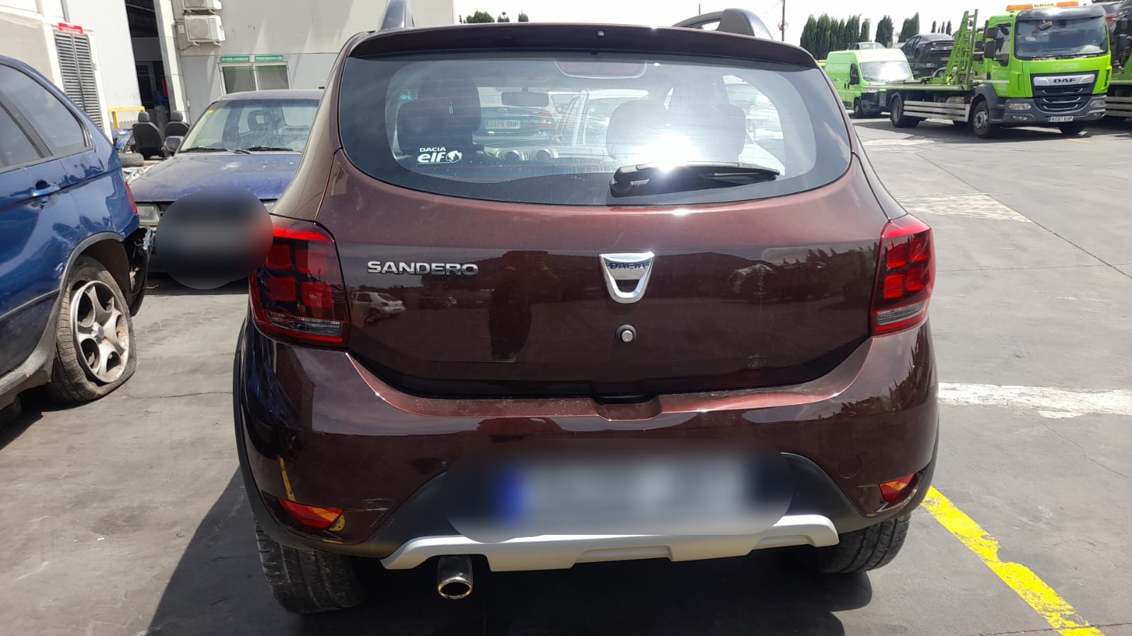 DACIA Sandero 2 generation (2013-2020) Aizmugurējās kreisās durvis 821017625R 25212377