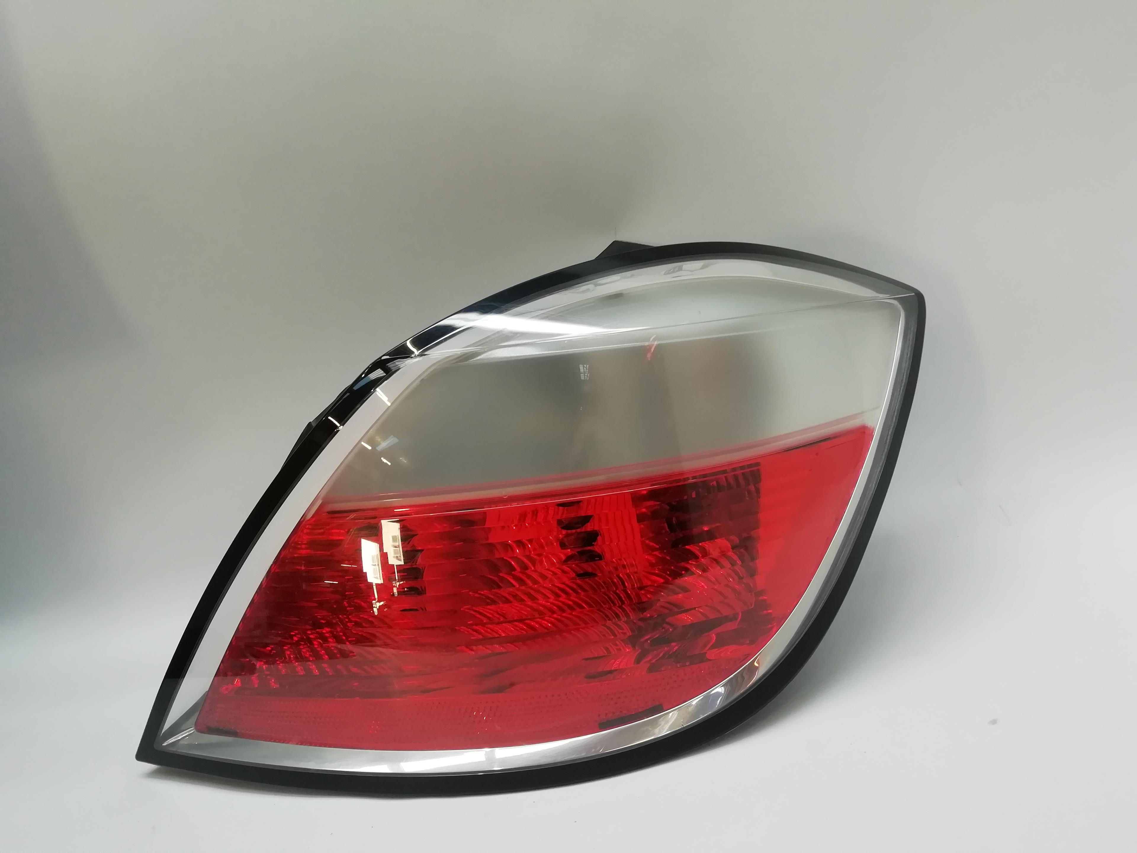 OPEL Astra J (2009-2020) Rear Right Taillight Lamp 24451837, 00865302 24029436