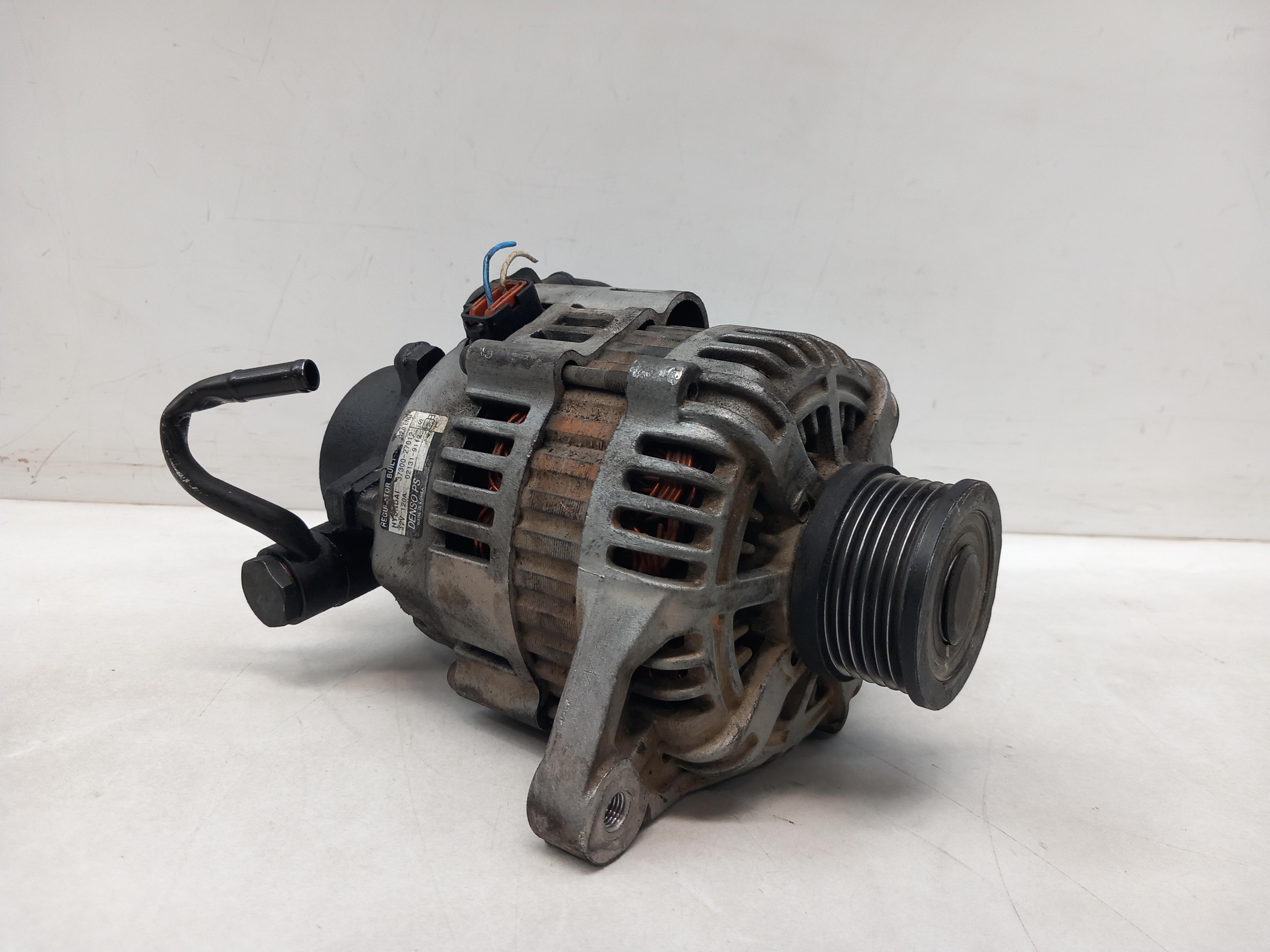 HYUNDAI Santa Fe SM (2000-2013) Alternator 3730027012, 3730027012 24463321