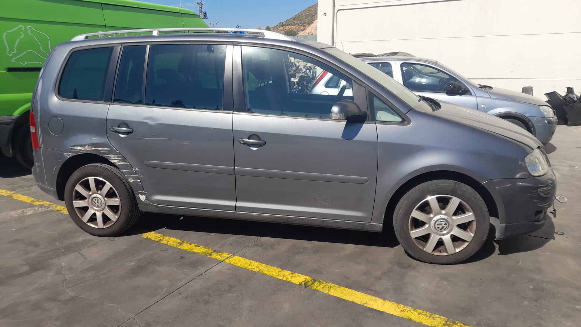 VOLKSWAGEN Touran 1 generation (2003-2015) Дверь задняя левая 1T0833055R 24015280