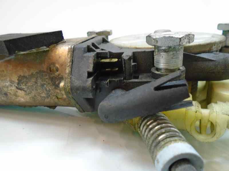 VOLVO S40 1 generation (1996-2004) Vindusregulator foran høyre dør 30623449 25104056