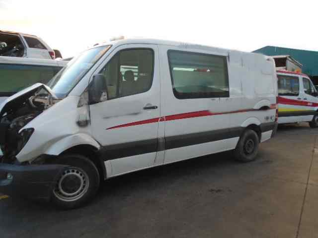 MERCEDES-BENZ Sprinter 2 generation (906) (2006-2018) Vasemman etuoven ikkunansäädin A9067200046 25101448