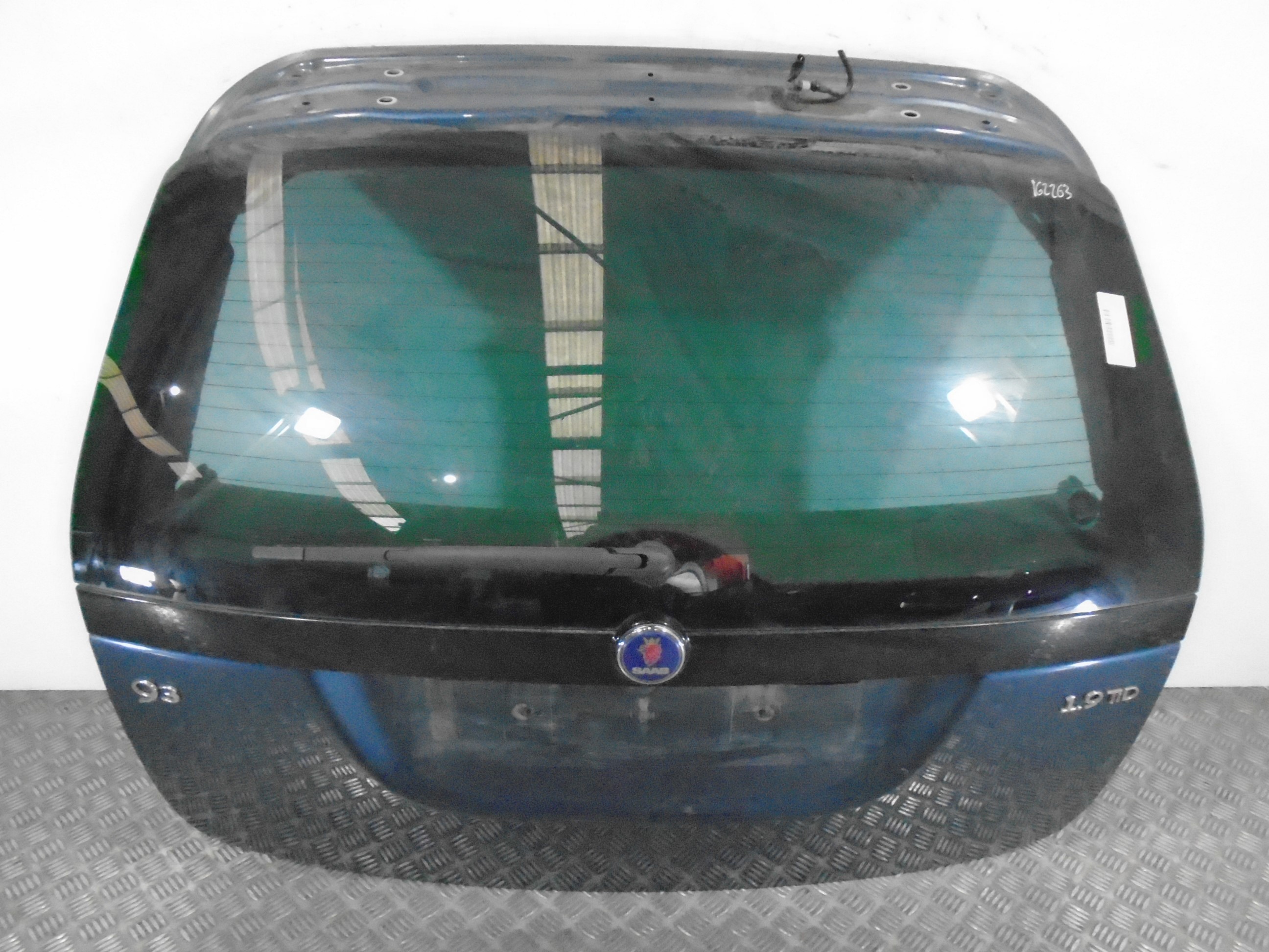 SAAB 9-3 2 generation (2002-2014) Csomagtérfedél 93186000 18633925