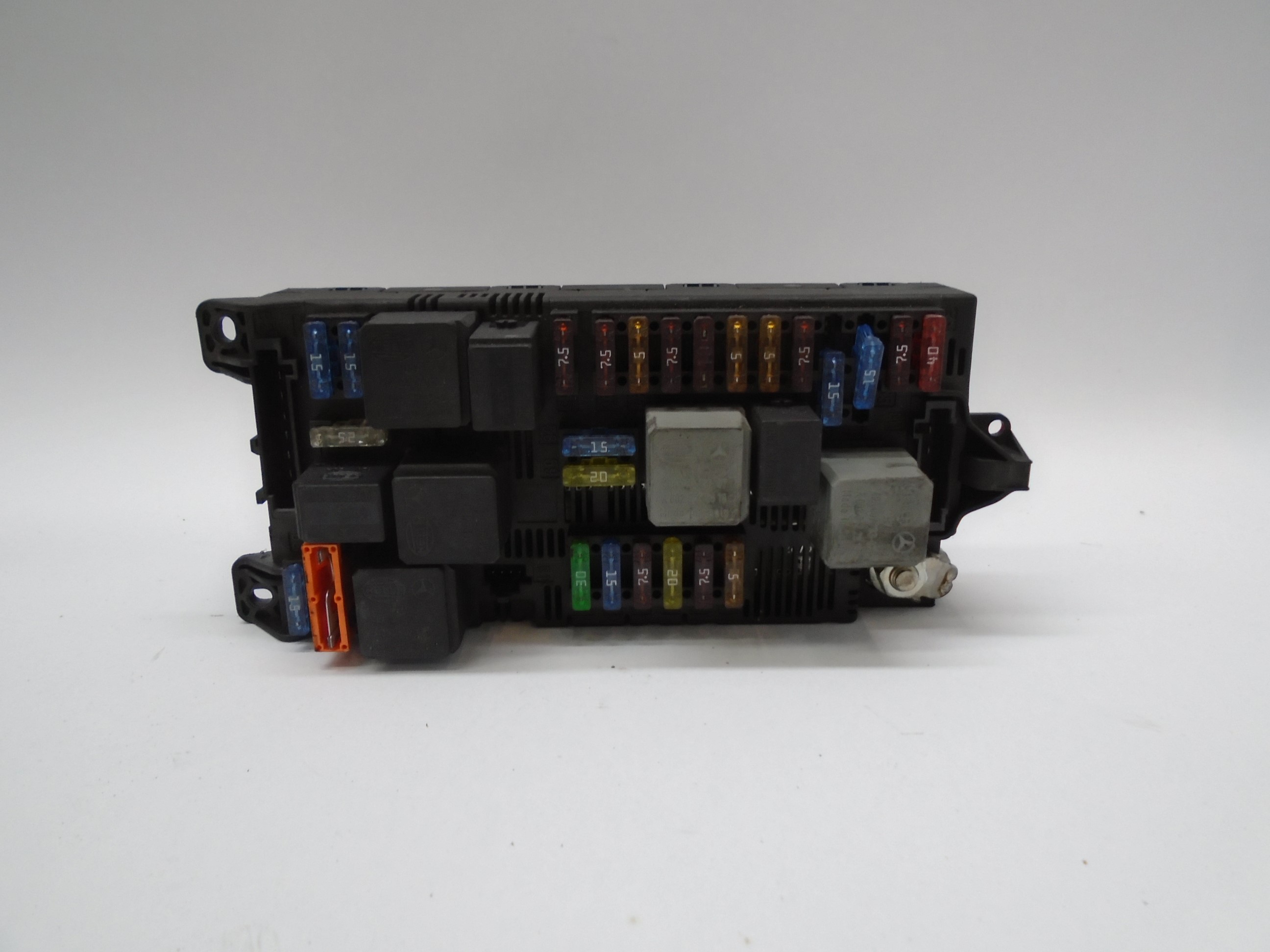 MERCEDES-BENZ CLS-Class C219 (2004-2010) Fuse Box A2115456301 18633879