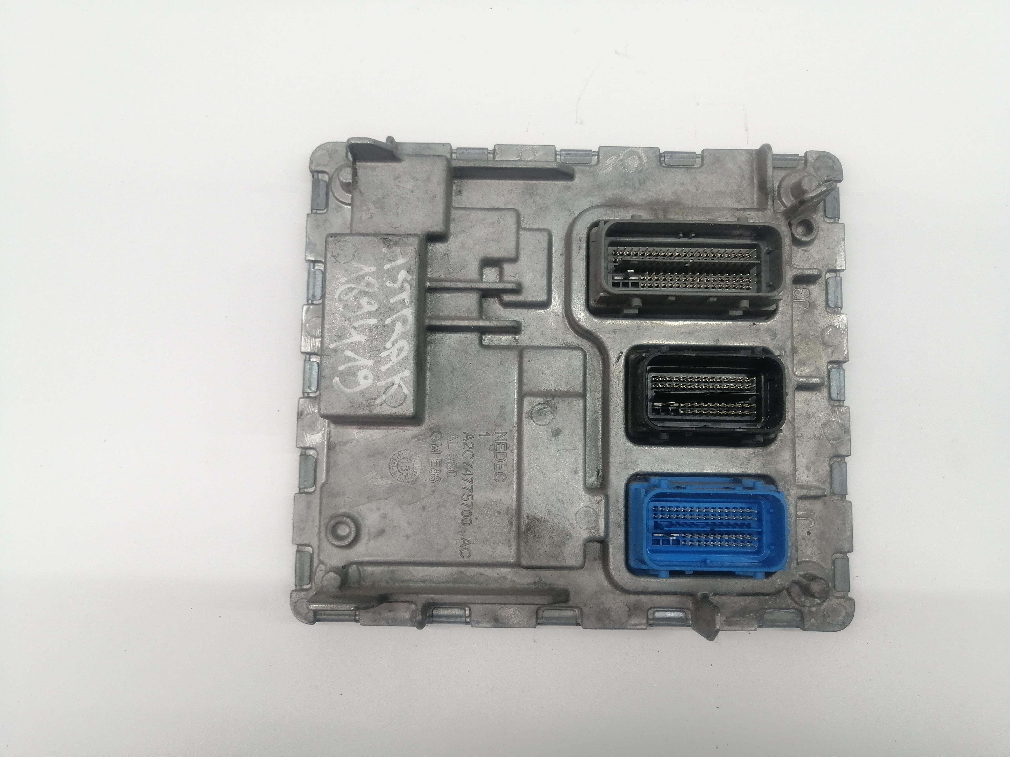 OPEL Astra K (2015-2021) Engine Control Unit ECU 25690752