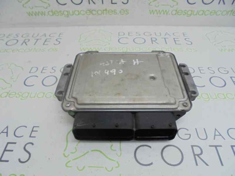 OPEL Astra J (2009-2020) Engine Control Unit ECU 0281011943, 55556829 18625945