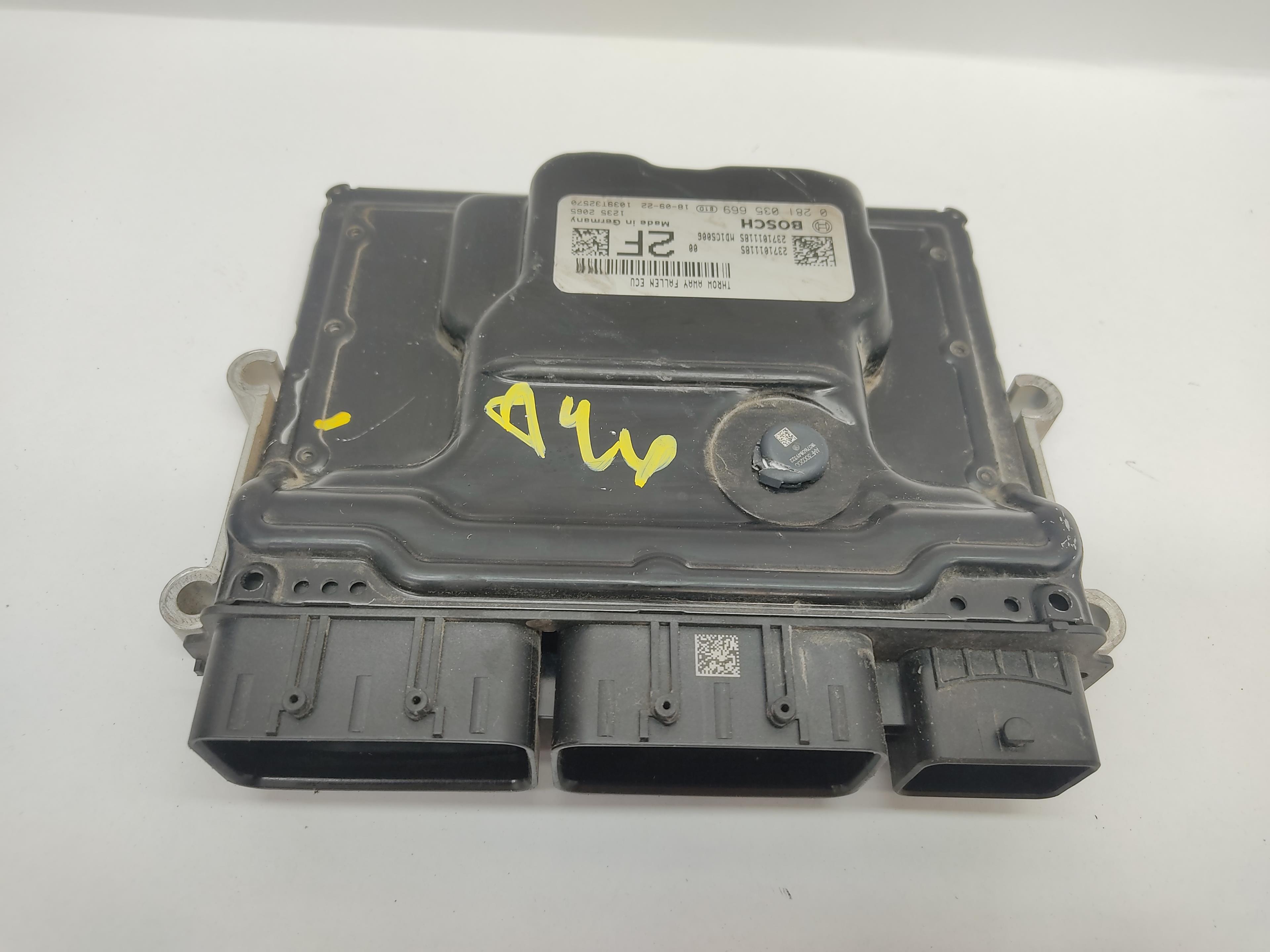 DACIA Duster 1 generation (2010-2017) Motorstyrenhet ECU 25204317