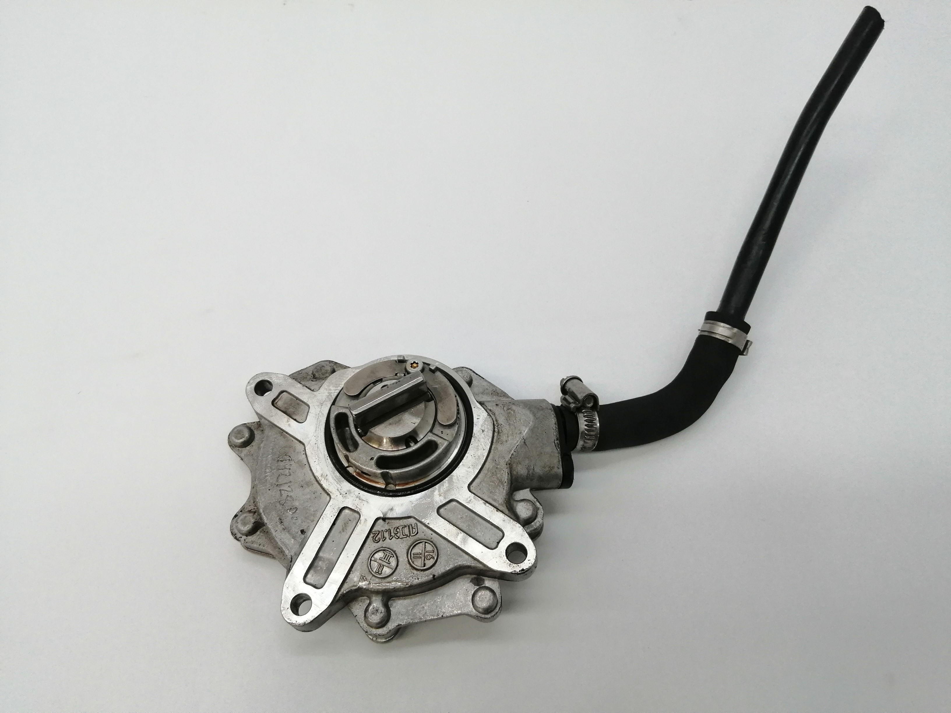 BMW 3 Series E46 (1997-2006) Vacuum Pump 25177550