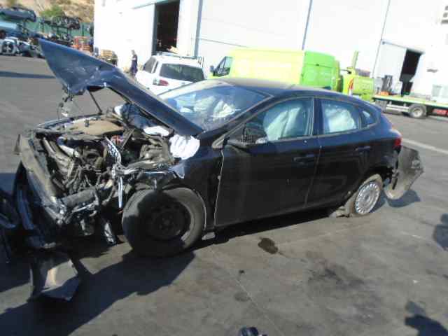 VOLVO V40 2 generation (2012-2020) Другие кузовные детали 31395607 18427810