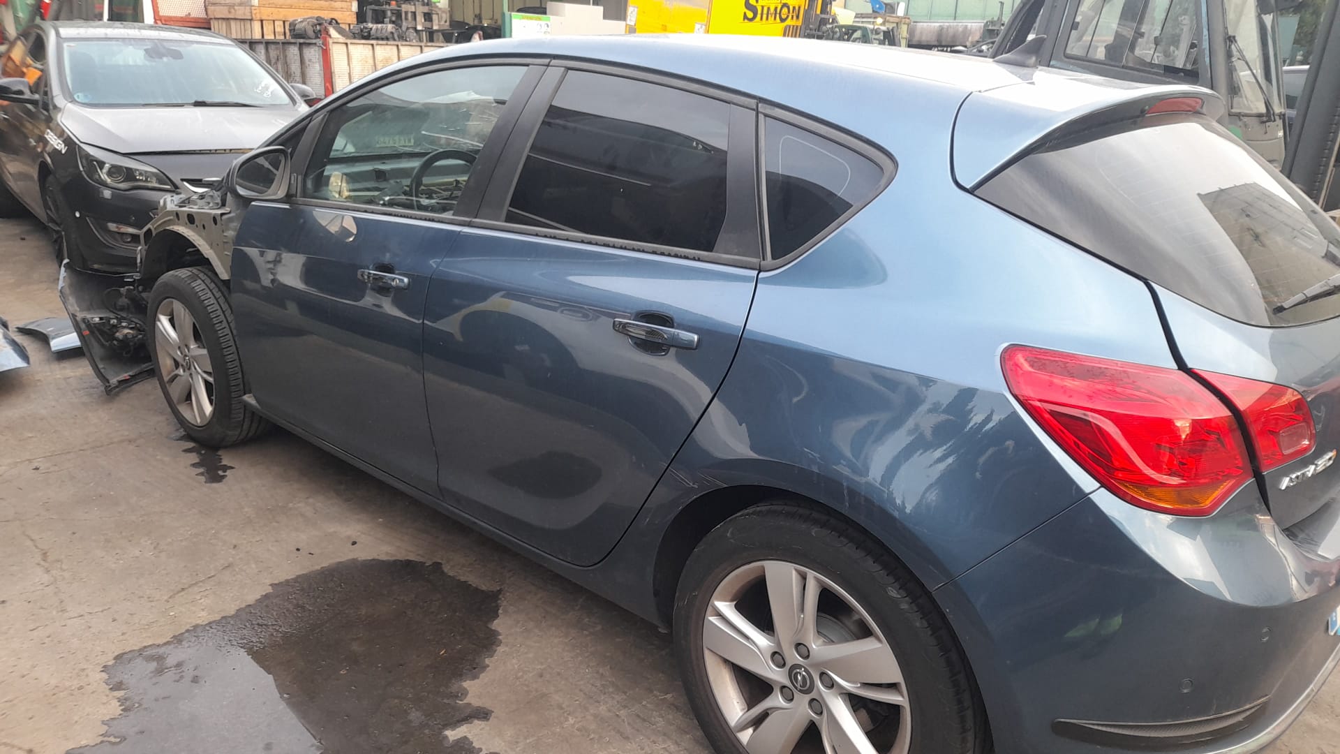 OPEL Astra J (2009-2020) Comutator geam ușă stânga față 13305011 25178939