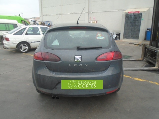 SEAT Leon 2 generation (2005-2012) Задна лява врата 1P0833055 18632150