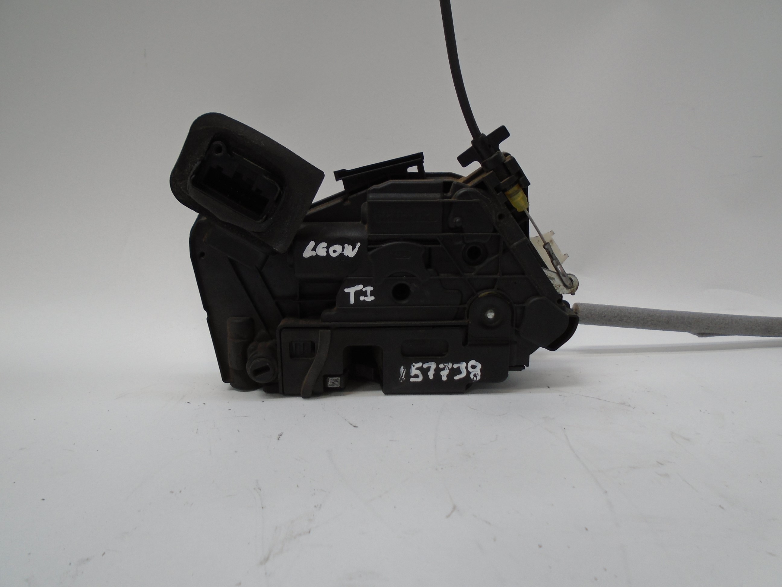 SEAT Leon 3 generation (2012-2020) Rear Left Door Lock 5K4839015AF 18512801