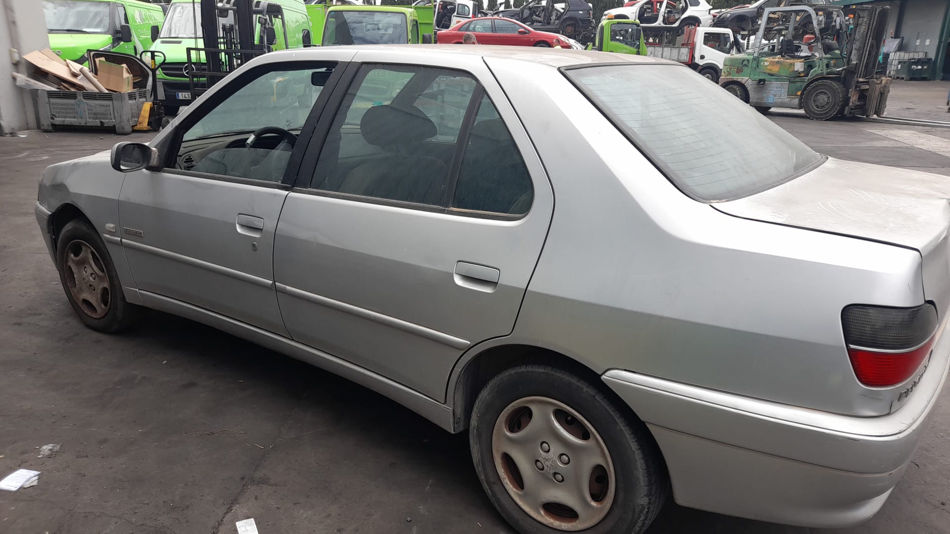 TOYOTA 306 1 generation (1993-2002) Фара передняя левая 6204V7 18562513