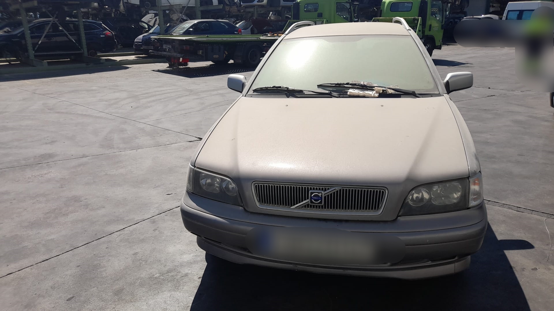 VOLVO V40 1 generation (1996-2004) Передняя правая дверь 30632667 18565269