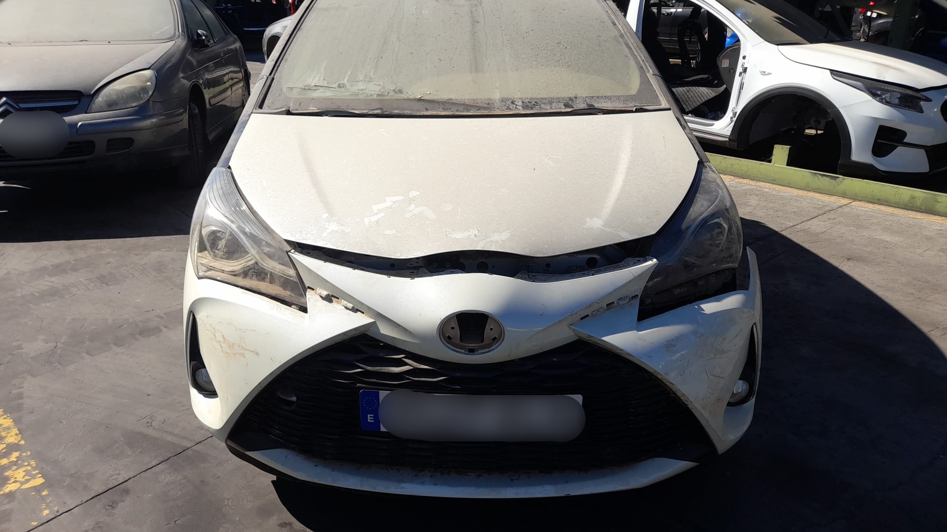 TOYOTA Yaris 3 generation (2010-2019) Дверь задняя левая 670040D550 18554365