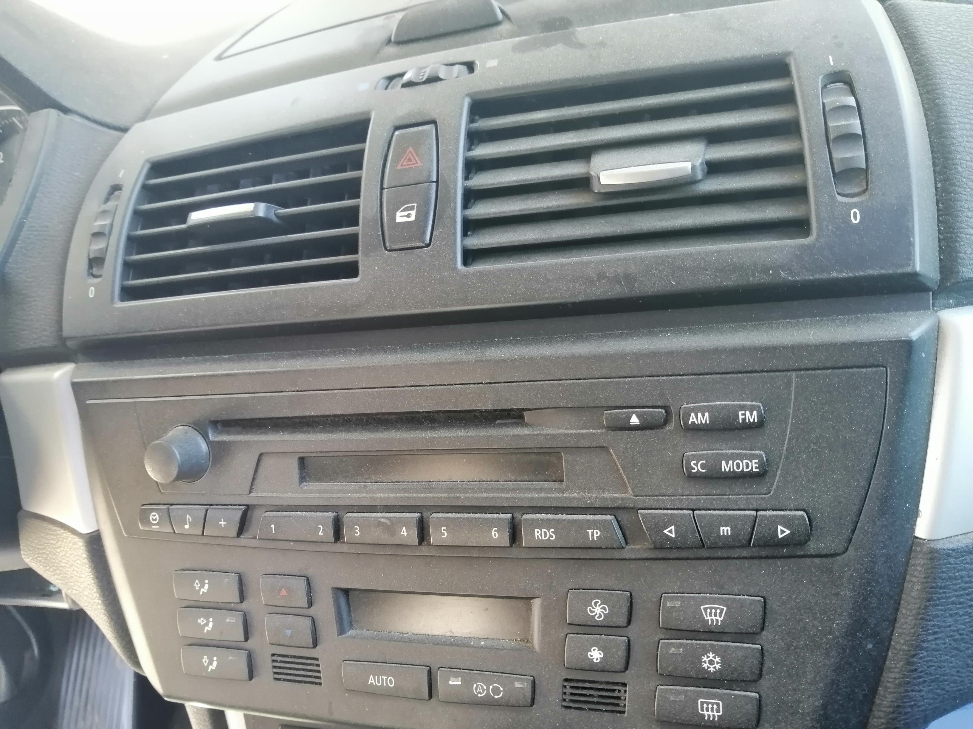 BMW X3 E83 (2003-2010) Lecteur de musique sans GPS 65129136410 25210127