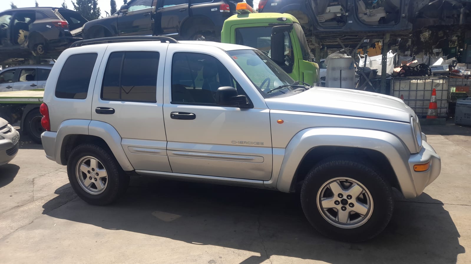 JEEP Cherokee 3 generation (KJ)  (2005-2007) Oikeanpuoleinen aurinkosuoja XN86TL2AB 26587800