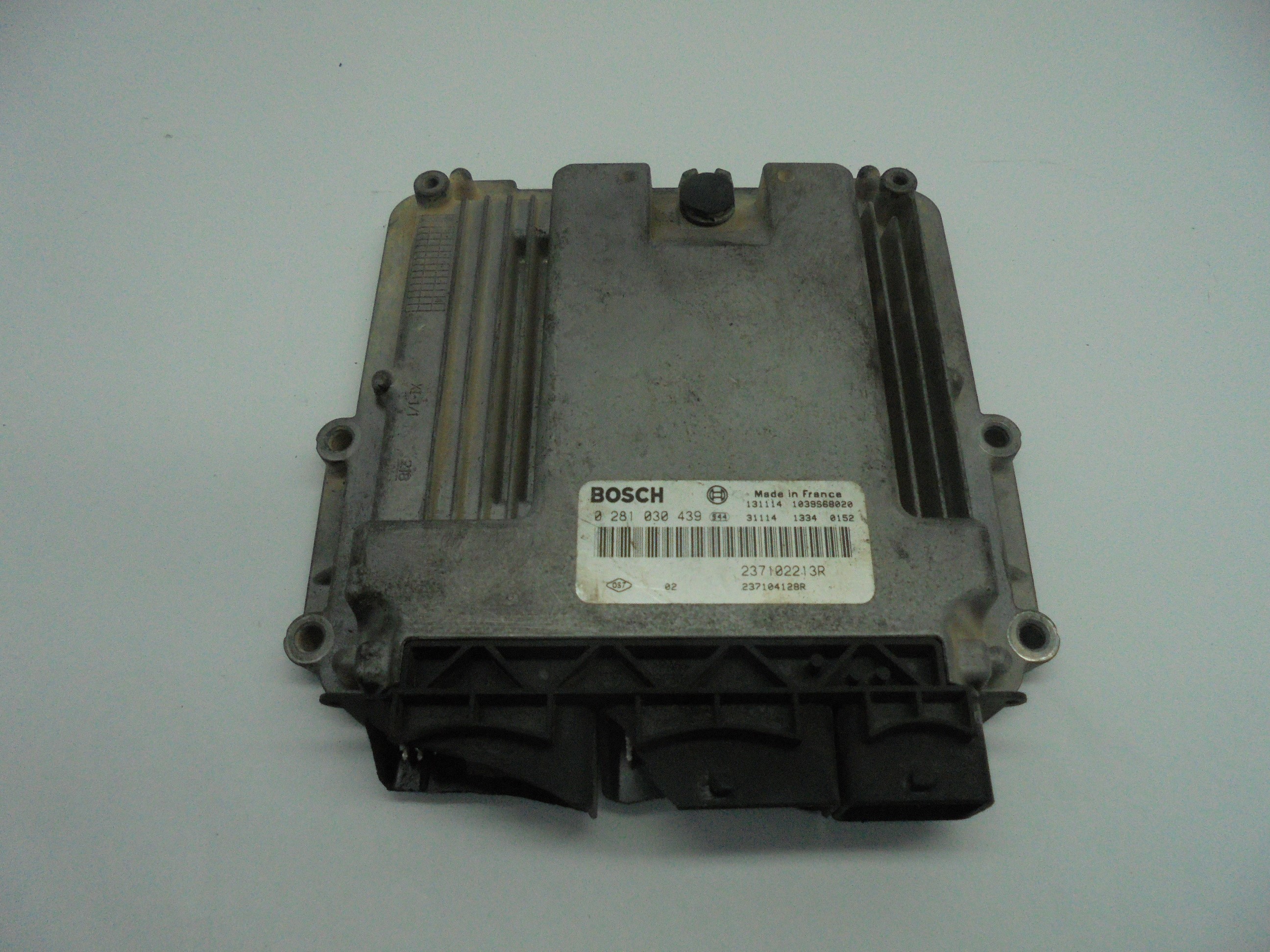 DACIA Duster 1 generation (2010-2017) Engine Control Unit ECU 237104128R 18541338