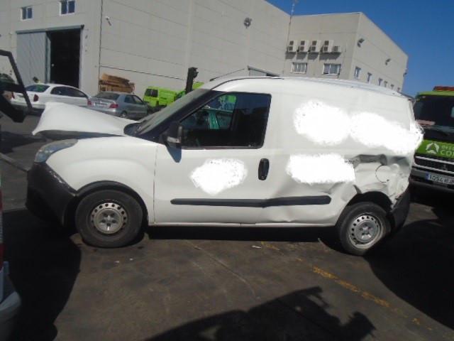 OPEL Combo D (2011-2020) Bal első ajtó ablakemelője 95509365 18546371