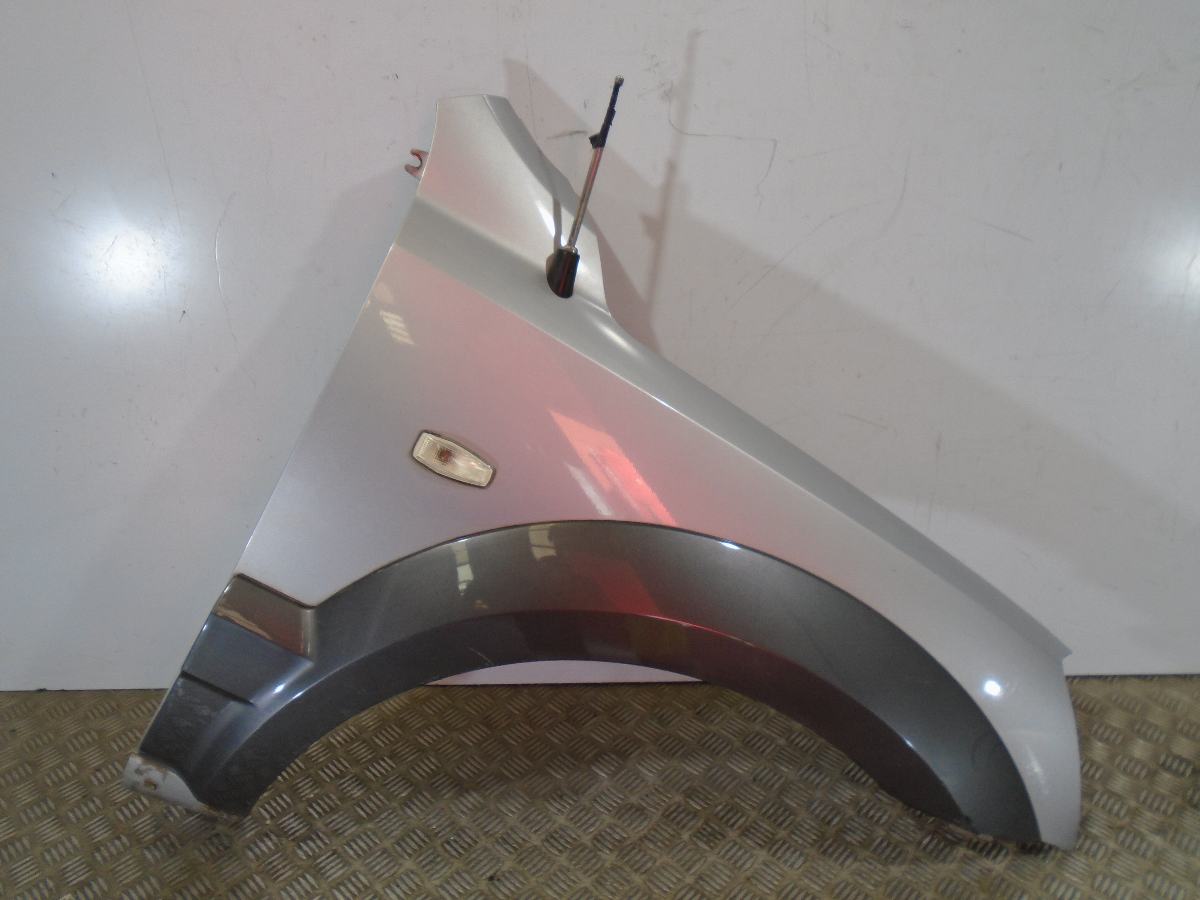 KIA Sportage 2 generation (2004-2010) Front Right Fender PLATA 18518707