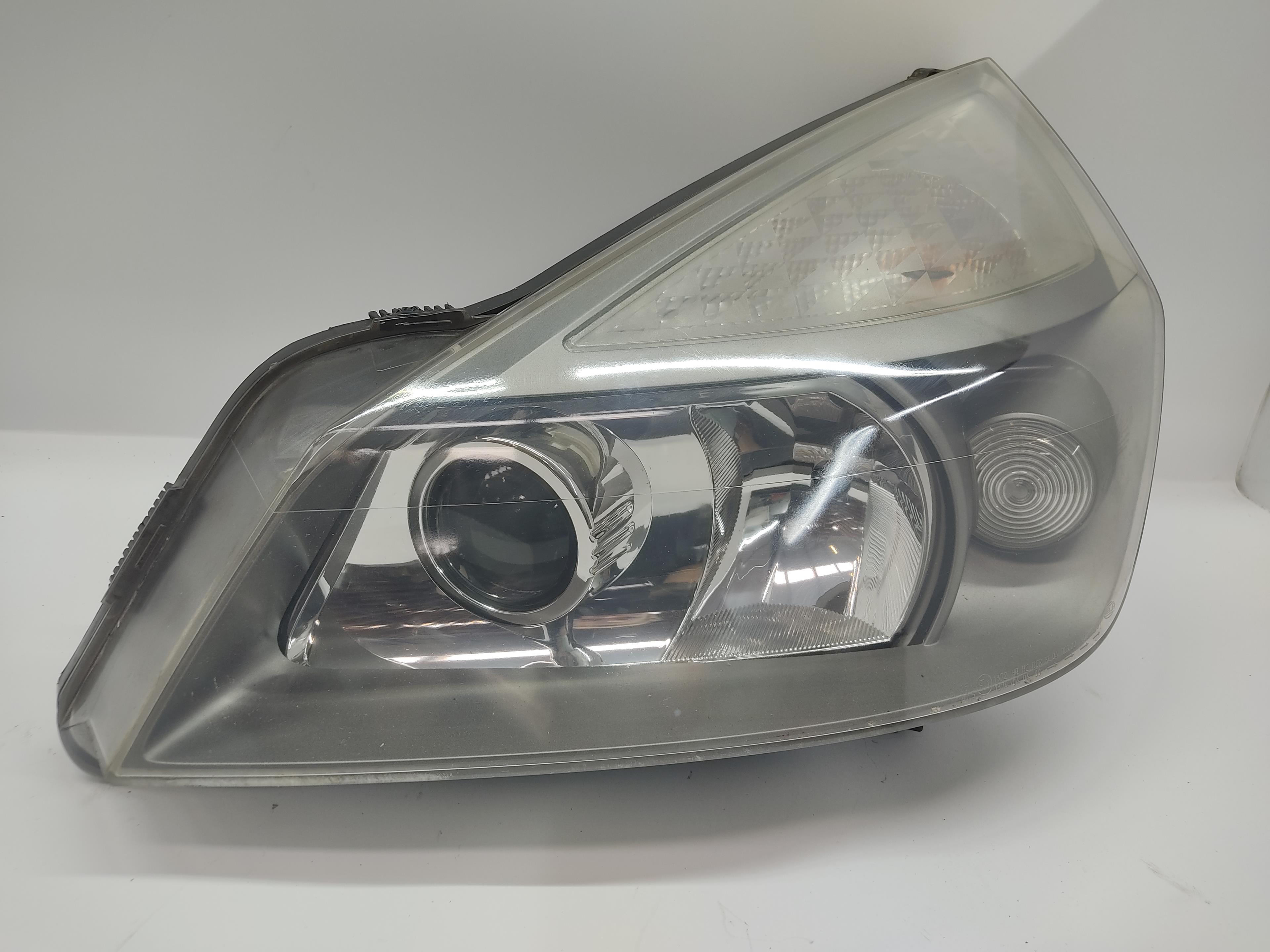 KIA Carnival UP/GQ (1999-2006) Front Left Headlight 7701053975 25705348