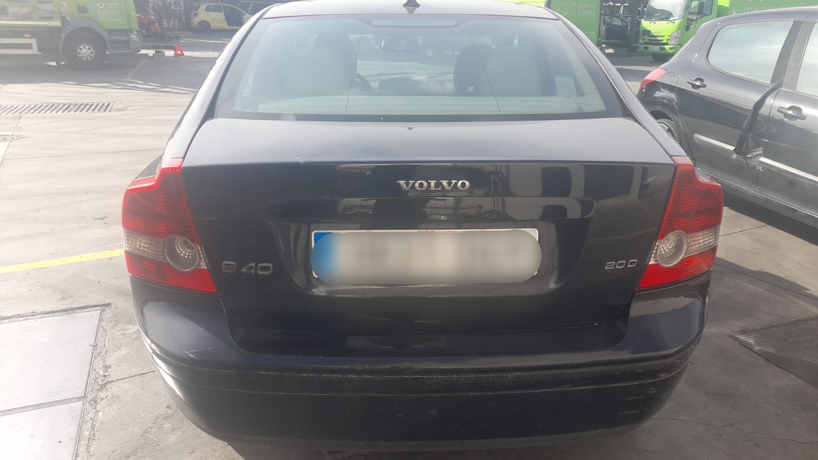 VOLVO S40 2 generation (2004-2012) Крыло переднее правое 31278845 23876819