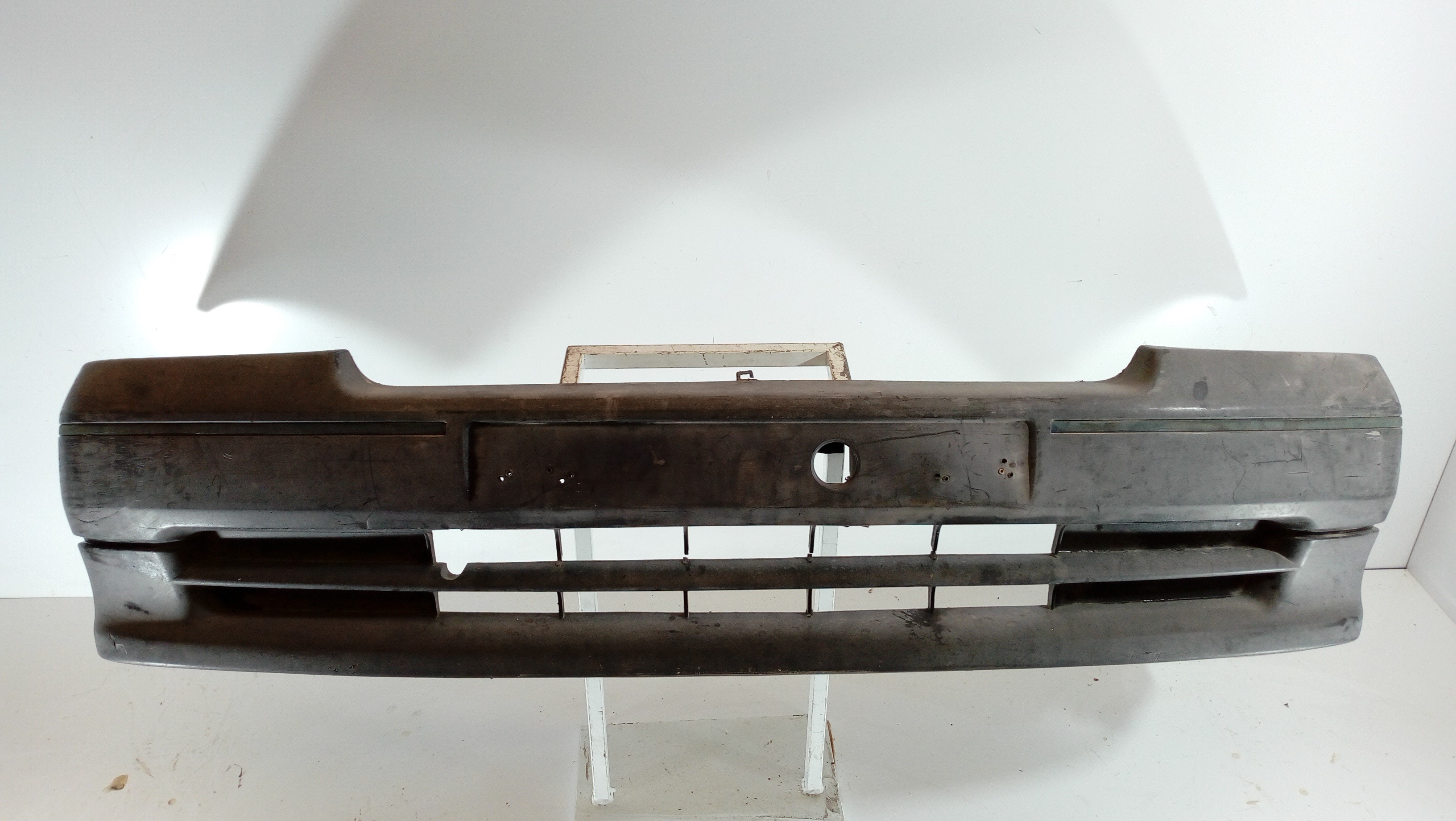 RENAULT Clio 1 generation (1990-1998) Front Bumper 7701466298 18562529