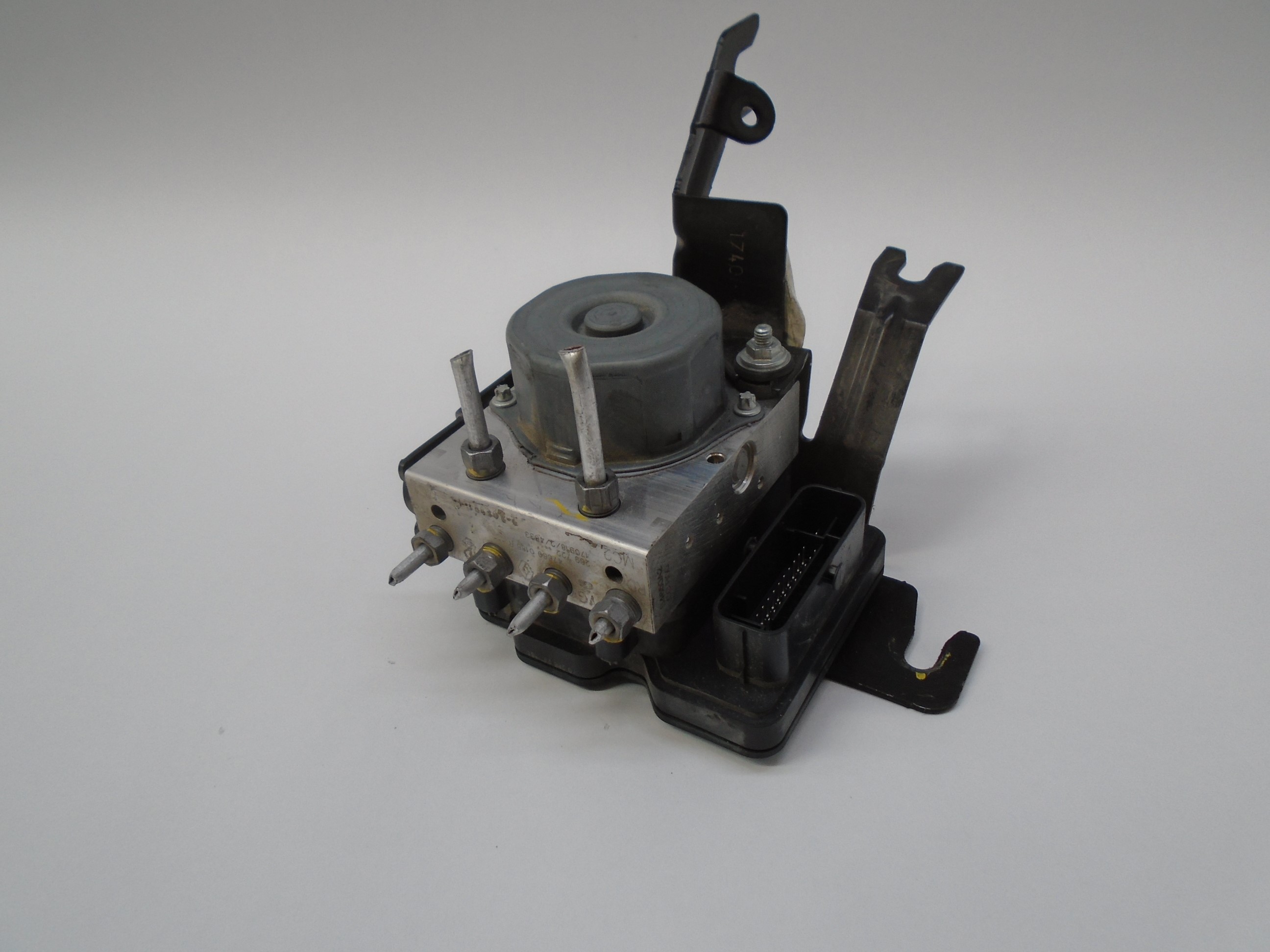 DACIA Sandero 2 generation (2013-2020) ABS Pump 25160029