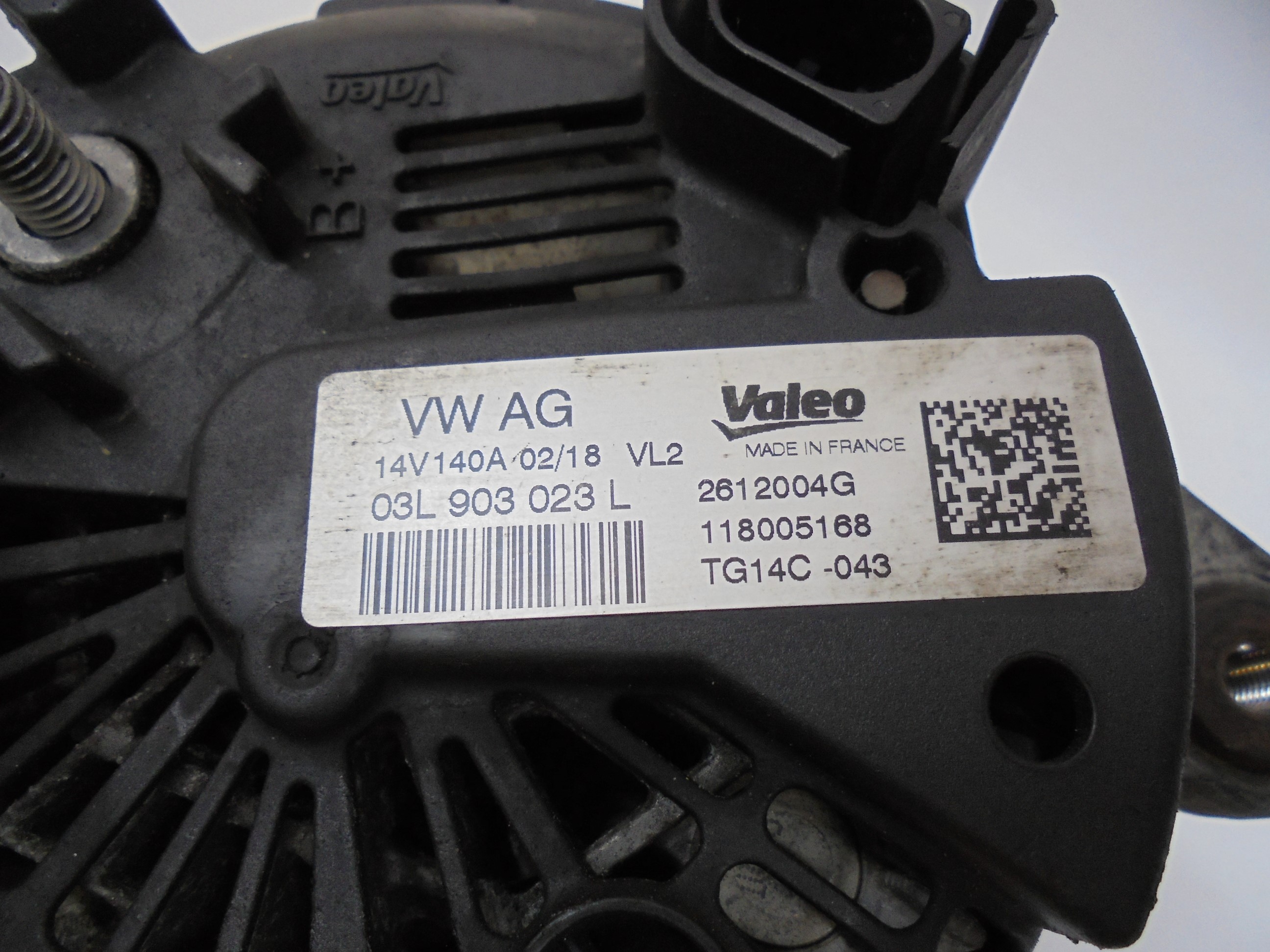 VOLKSWAGEN Transporter T6 (2015-2024) Alternator 03L903023L 18532477