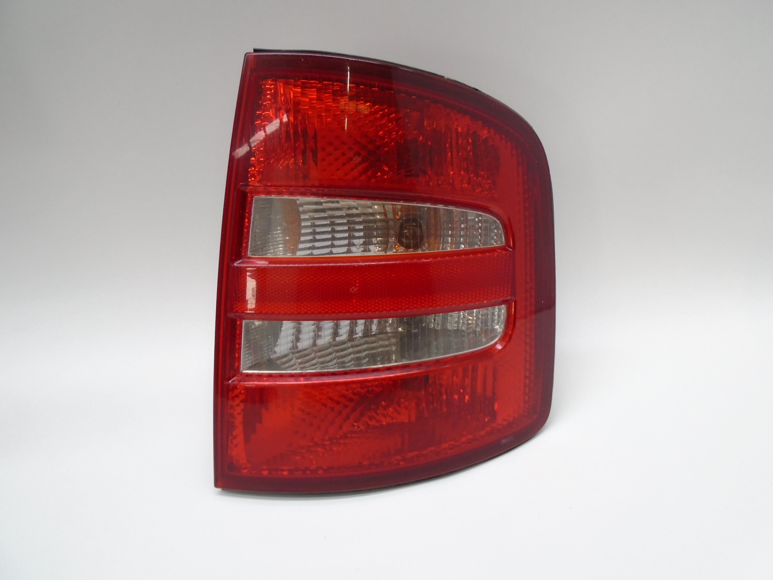 RENAULT Octavia 2 generation (2004-2013) Rear Right Taillight Lamp 6Y9945112B 18511352