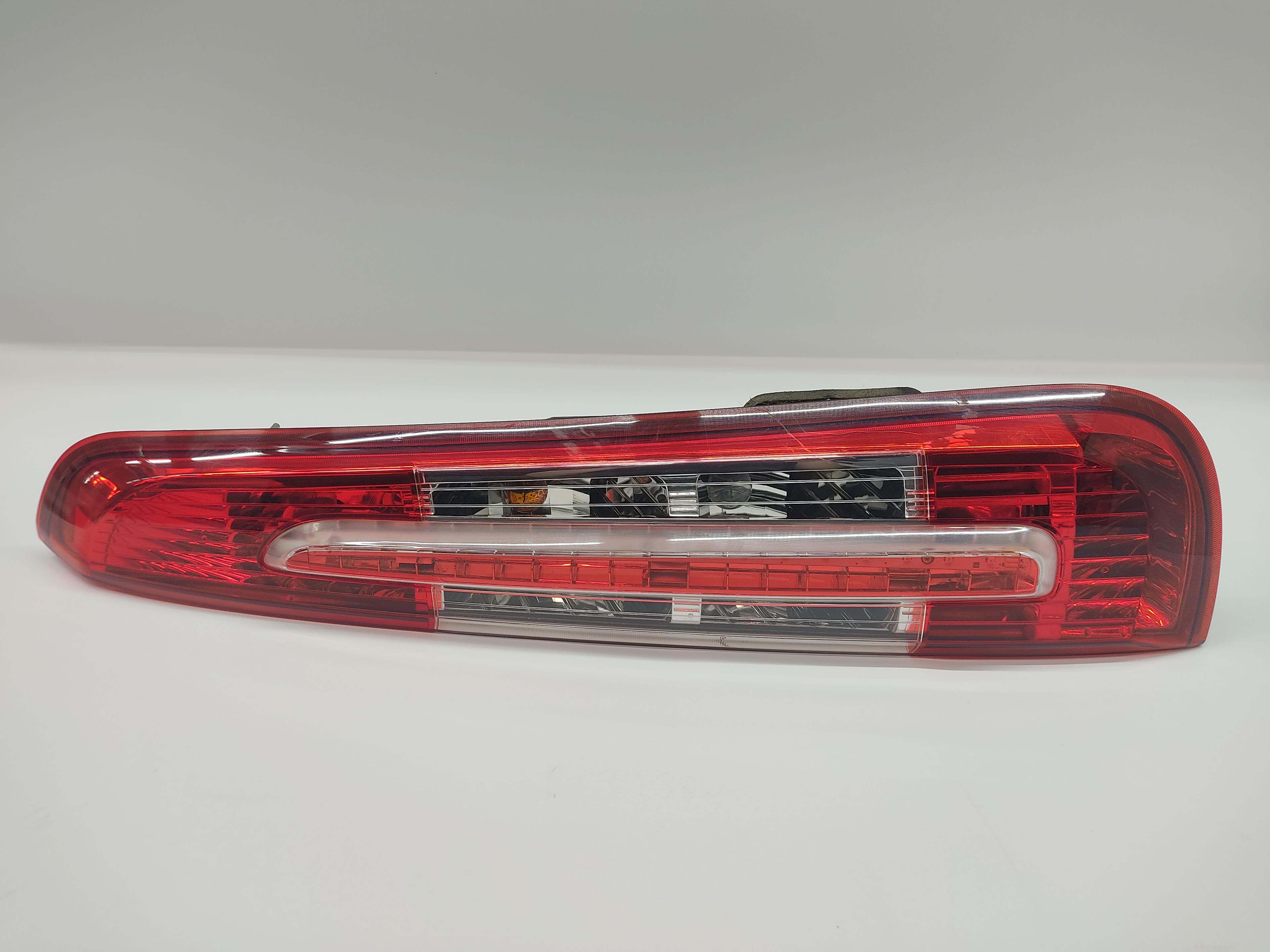 FORD Kuga 2 generation (2013-2020) Rear Right Taillight Lamp 1619507 25705831