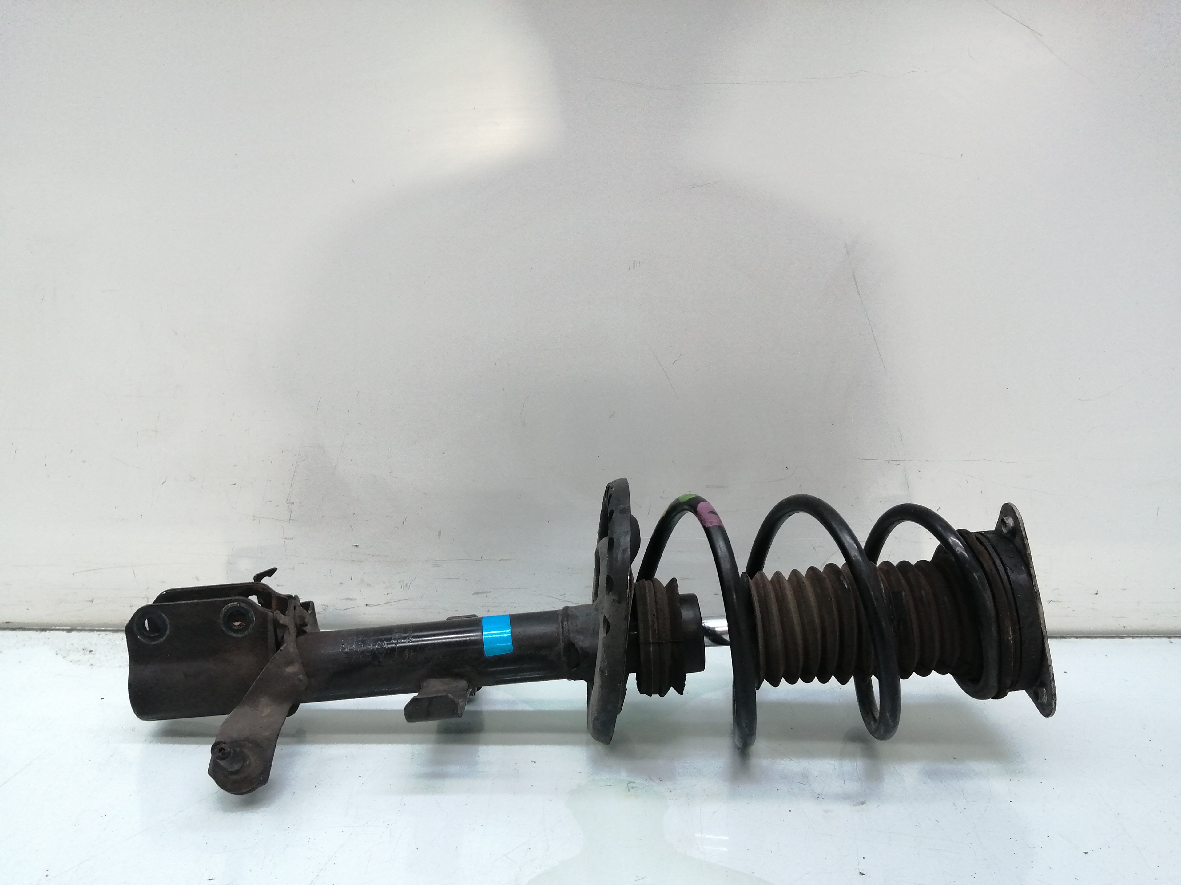 RENAULT Captur 1 generation (2013-2019) Front Right Shock Absorber 543021687R,03091000507 24016595