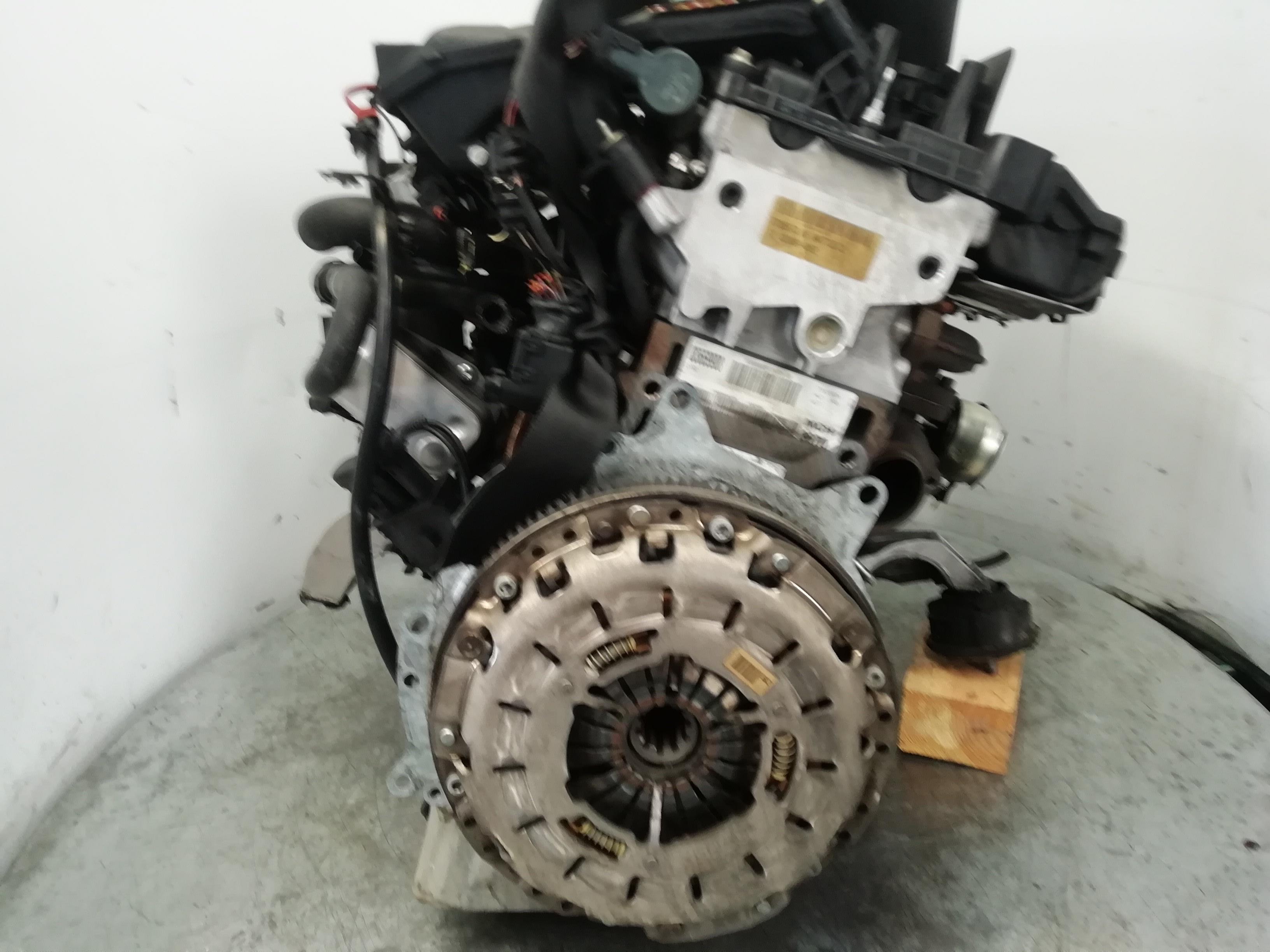 TOYOTA Land Cruiser J200 Series (2007-2015) Engine 204D4D 25348006