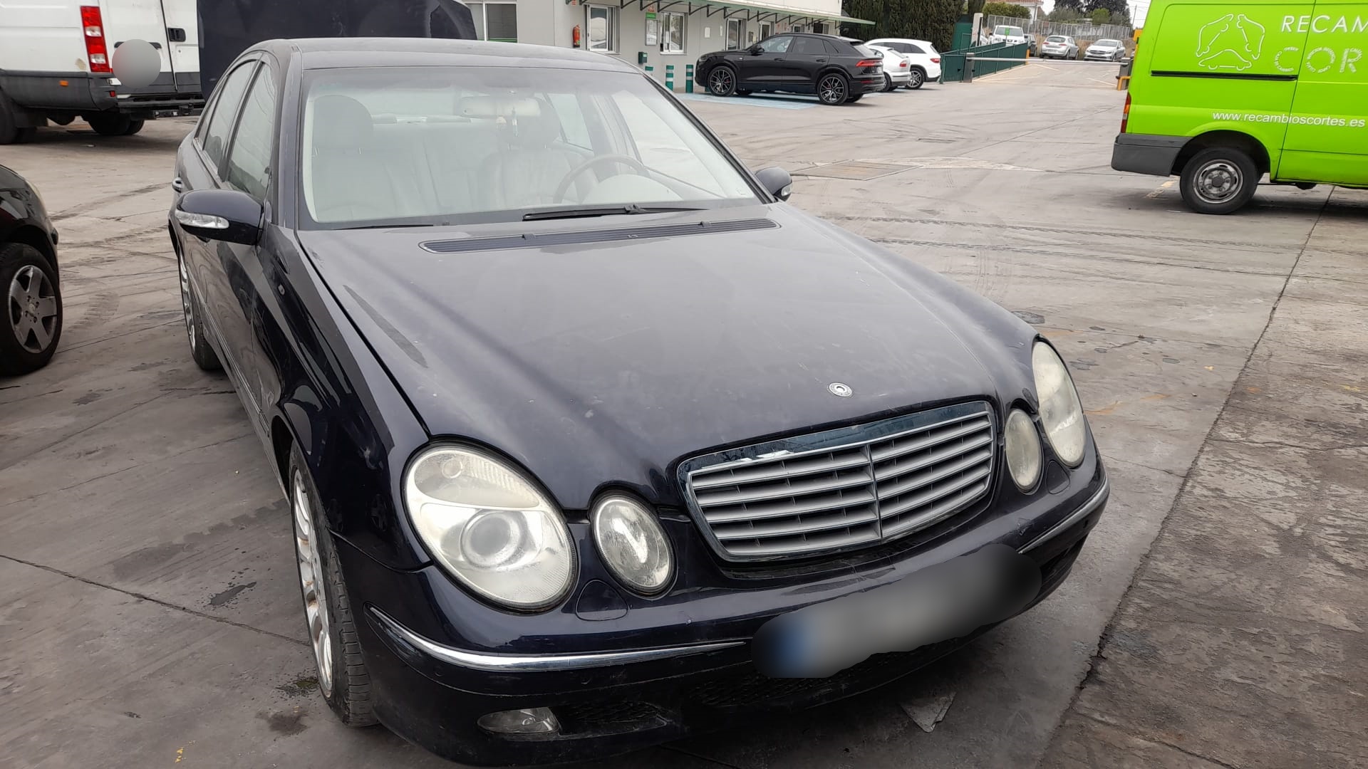 MERCEDES-BENZ E-Class W211/S211 (2002-2009) Galinės kairės durys A2117300105 18540595