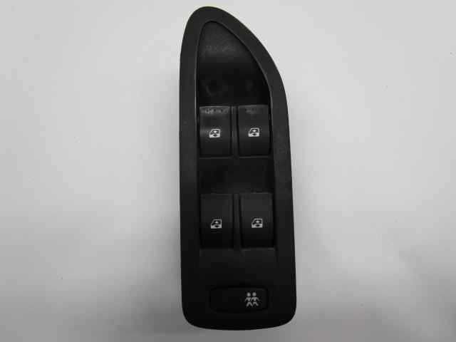 RENAULT Laguna 2 generation (2001-2007) Front Left Door Window Switch 8200015089 18476957