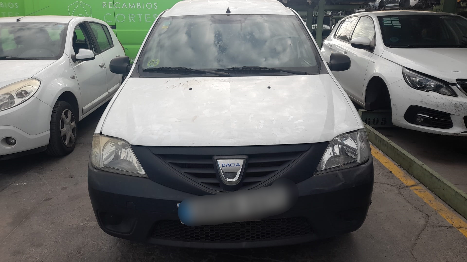 DACIA Logan 1 generation (2004-2012) Servostyrningspump 491105358R, A5100303 24022118