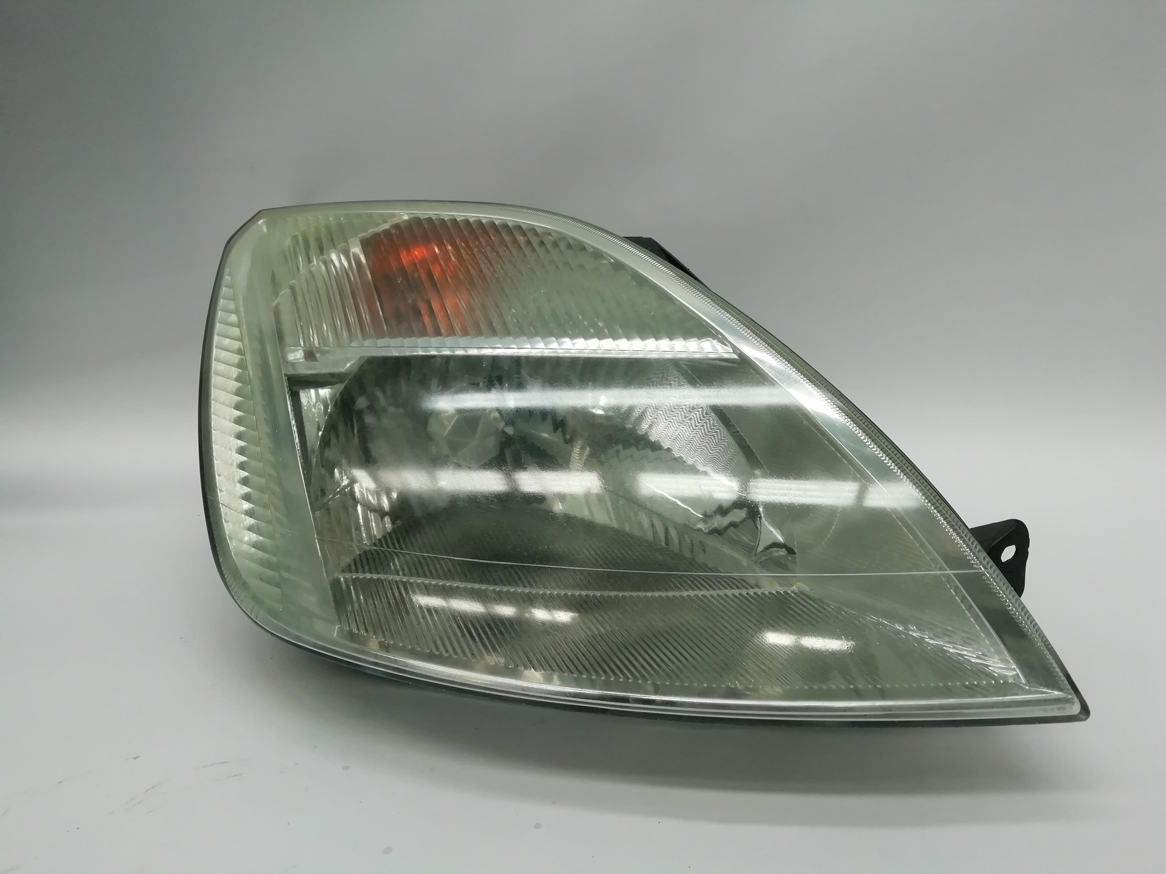 FORD Front Right Headlight 1320348 23701015